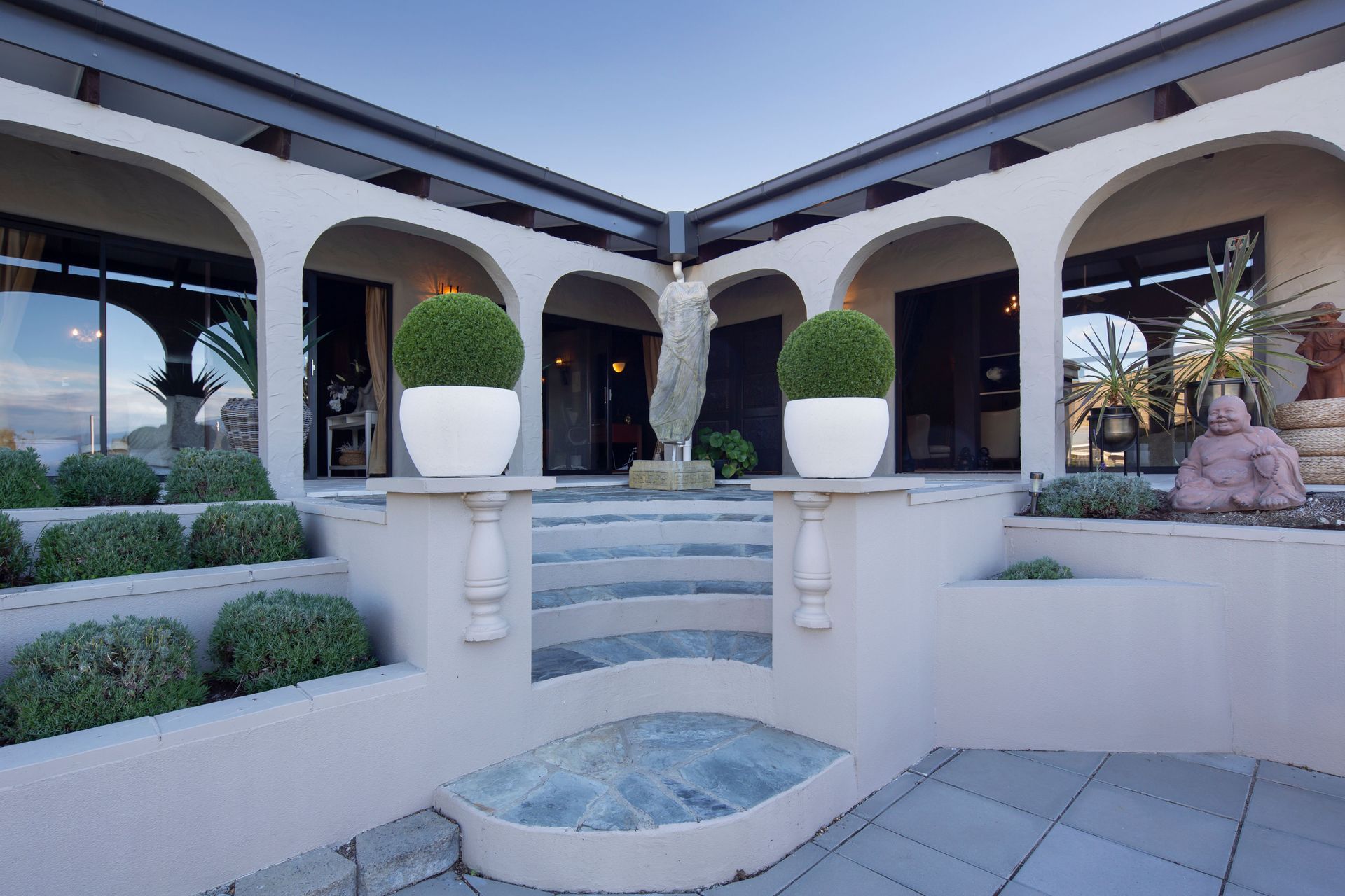 Leitrum Cromwell Entertainers Delight