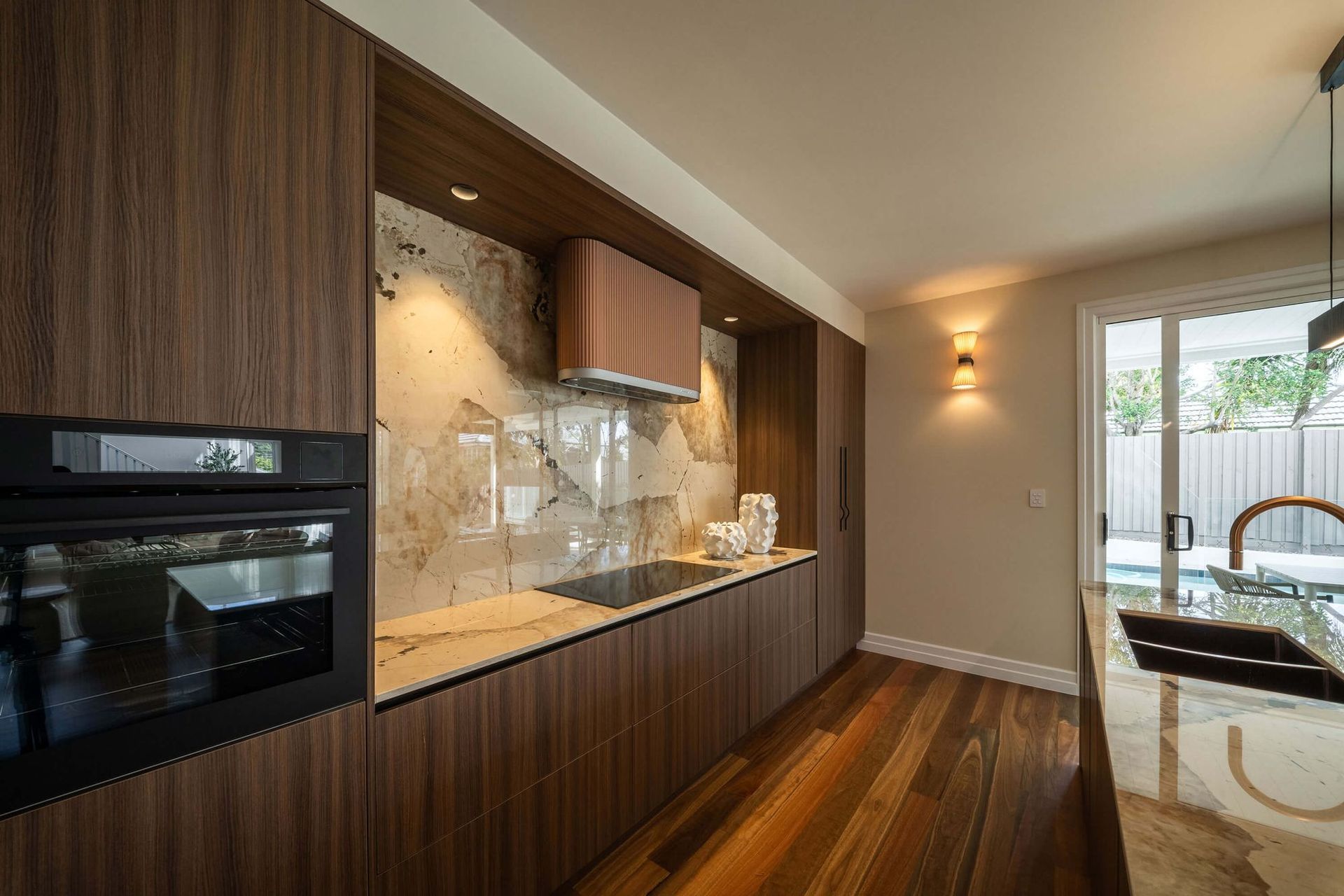 6ac5ee5f8588599db94e67f237-ARALUEN-ST-KEDRON-ATLIER-SHOOT-20-1-p-2000.jpg