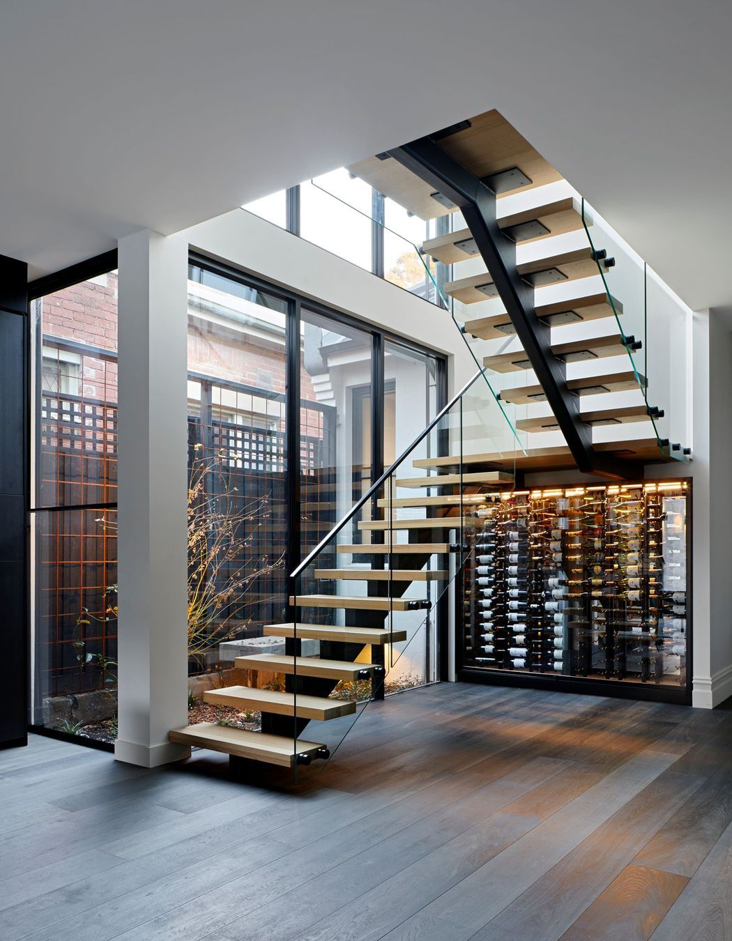 ##Molesworth St House, Kew