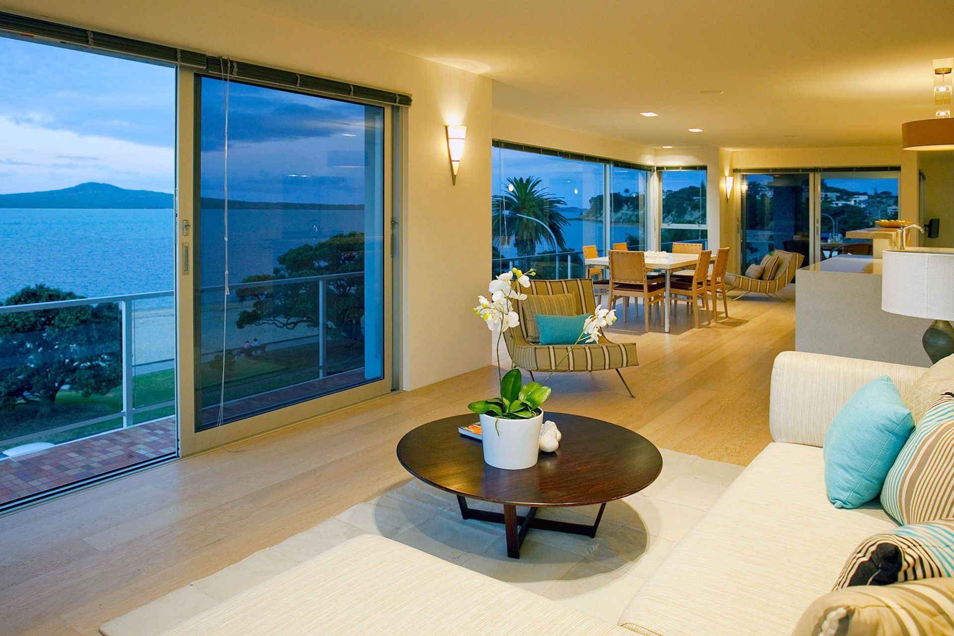 Tamaki Drive - Saint Heliers