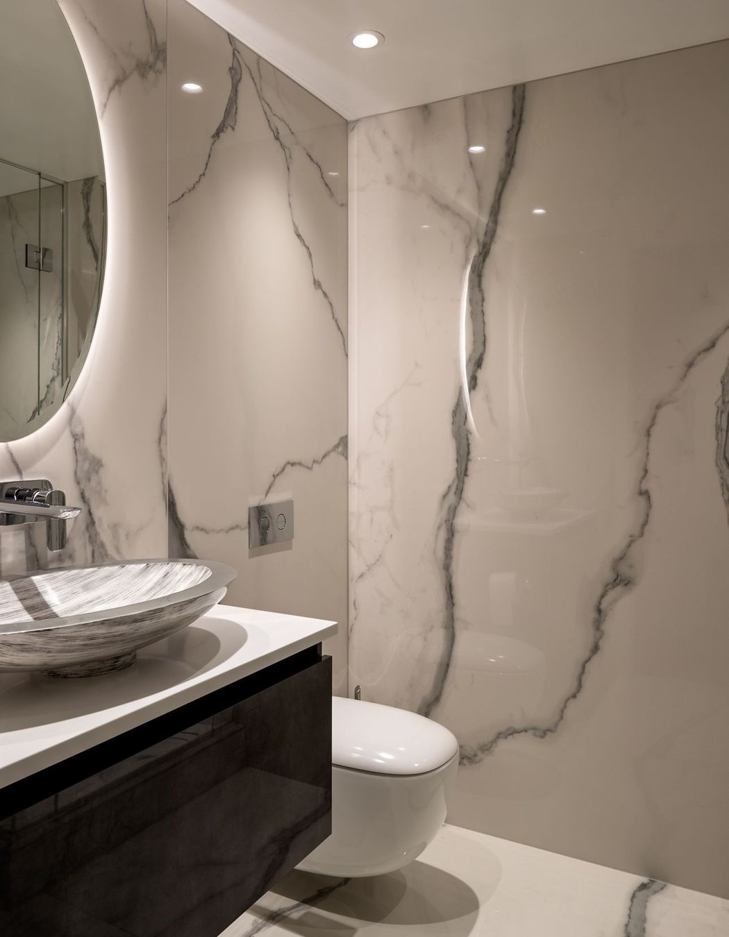 Metropolis Apartment