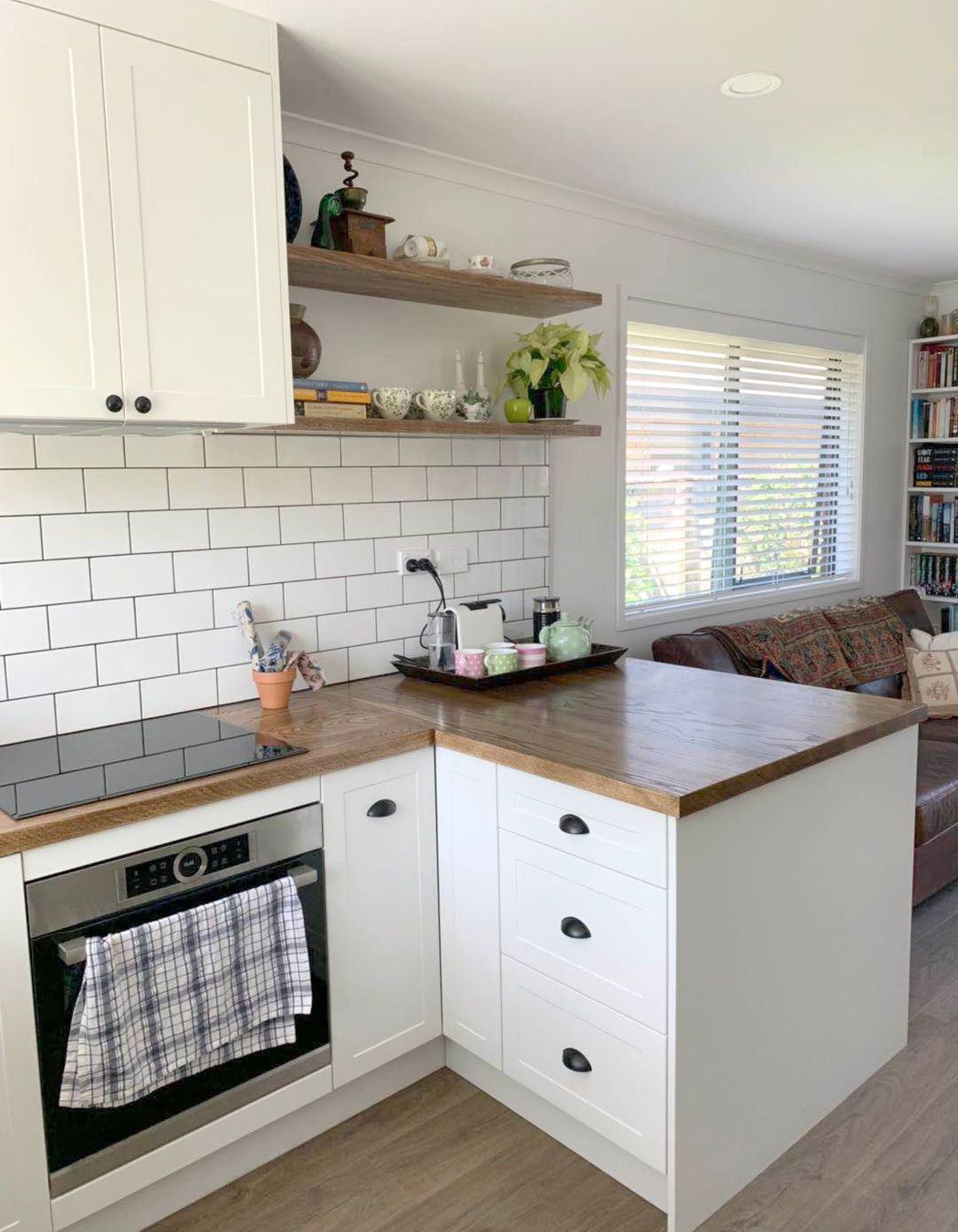 Cottage Style Country Kitchen Renovation in Mangere Bridge