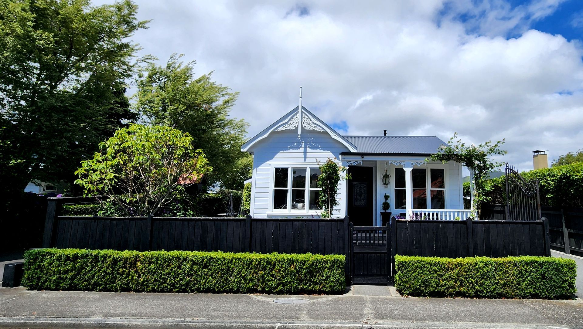 Custom Villa Fretwork banner