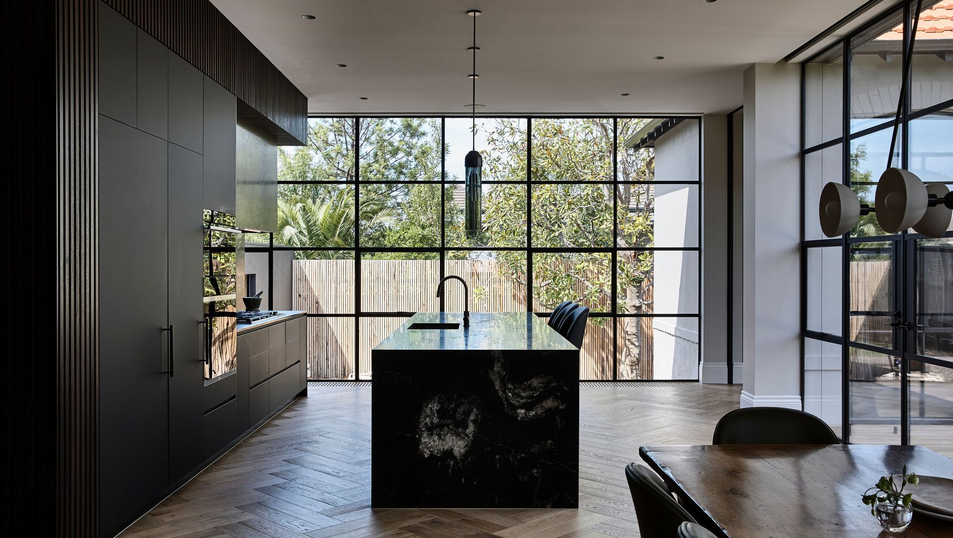 Dutch Gable House banner