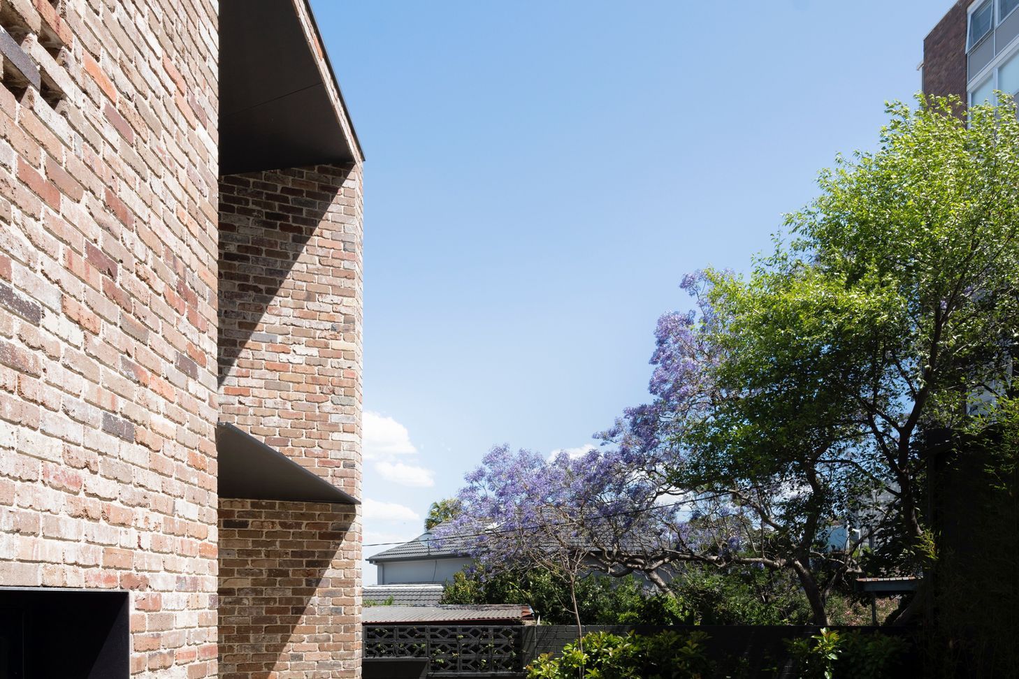 BRCAR-MORONEY-Brick-House-00133-V5-HR.jpg
