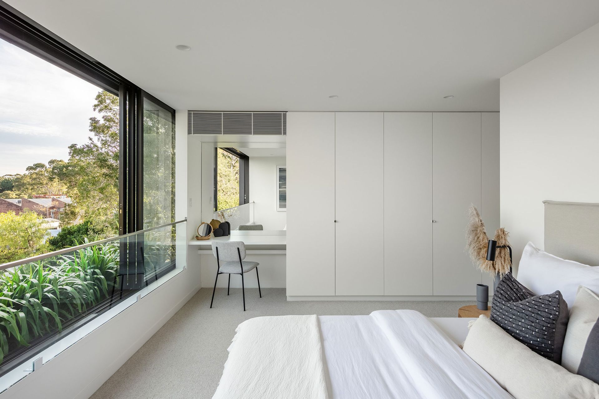 Llewellyn St, Balmain