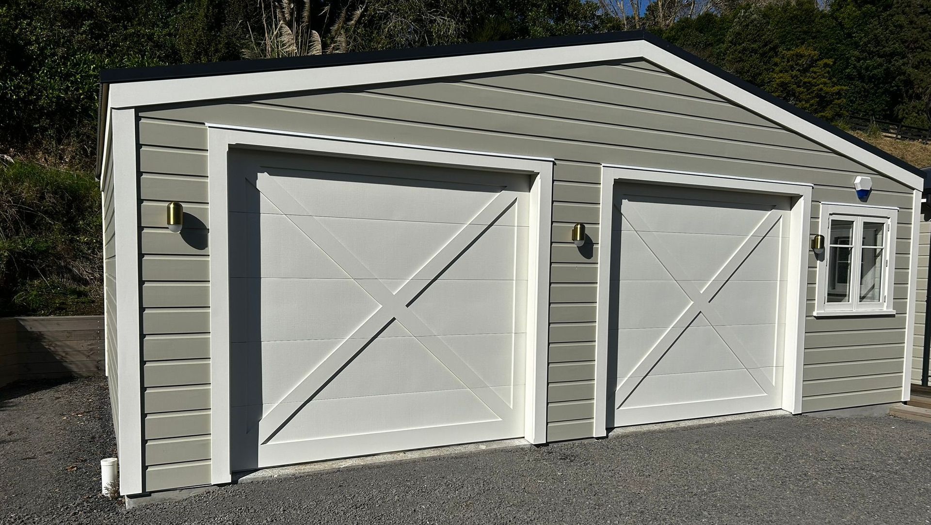 Custom Cladded | Residential banner