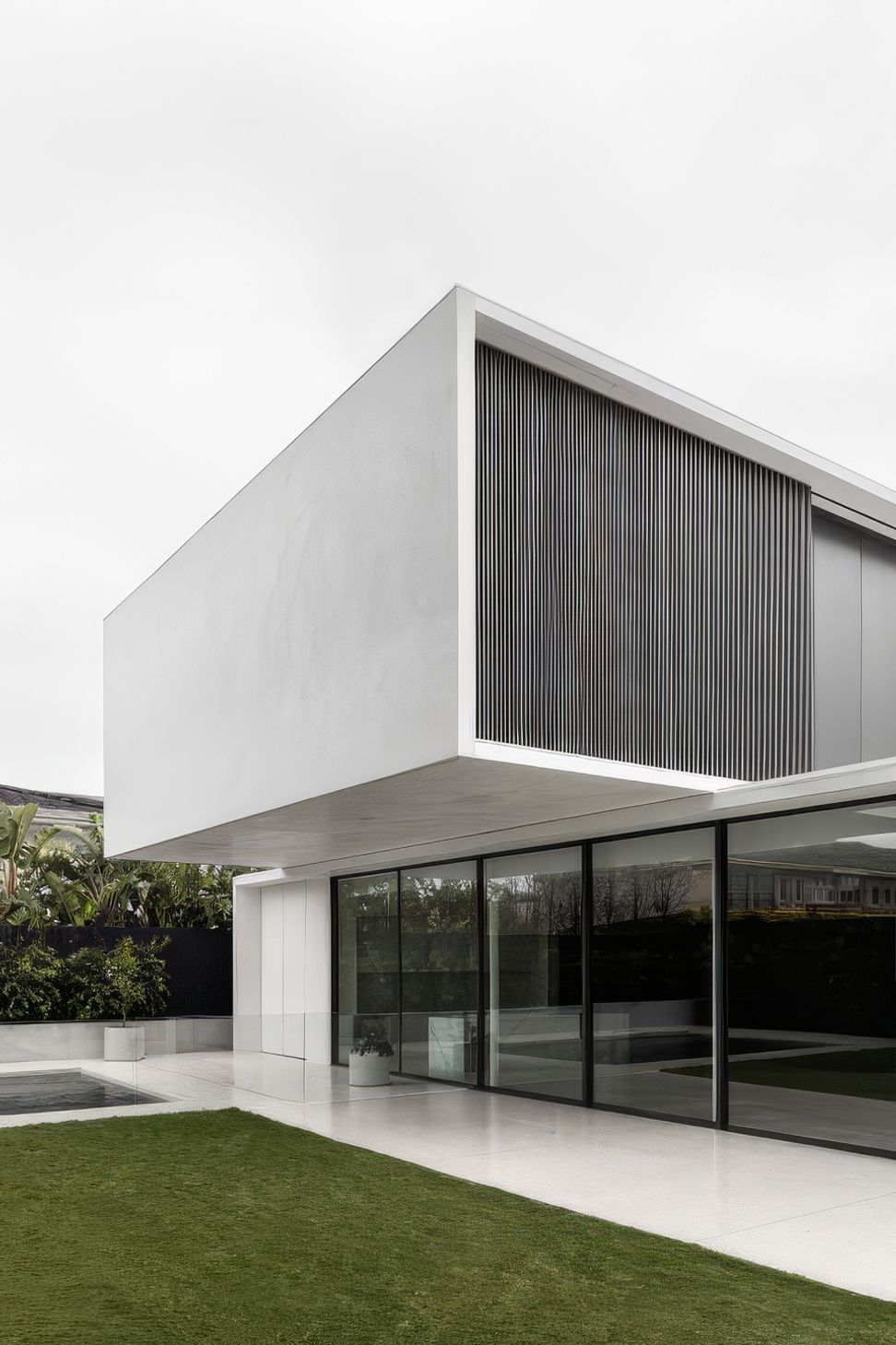 BrightonHouseAdamKaneArchitects2-web-480x720-upscaled-by-Replicate.jpg
