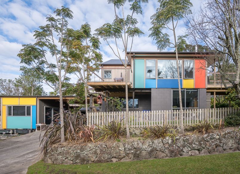 Longbay Renovations and remodeling