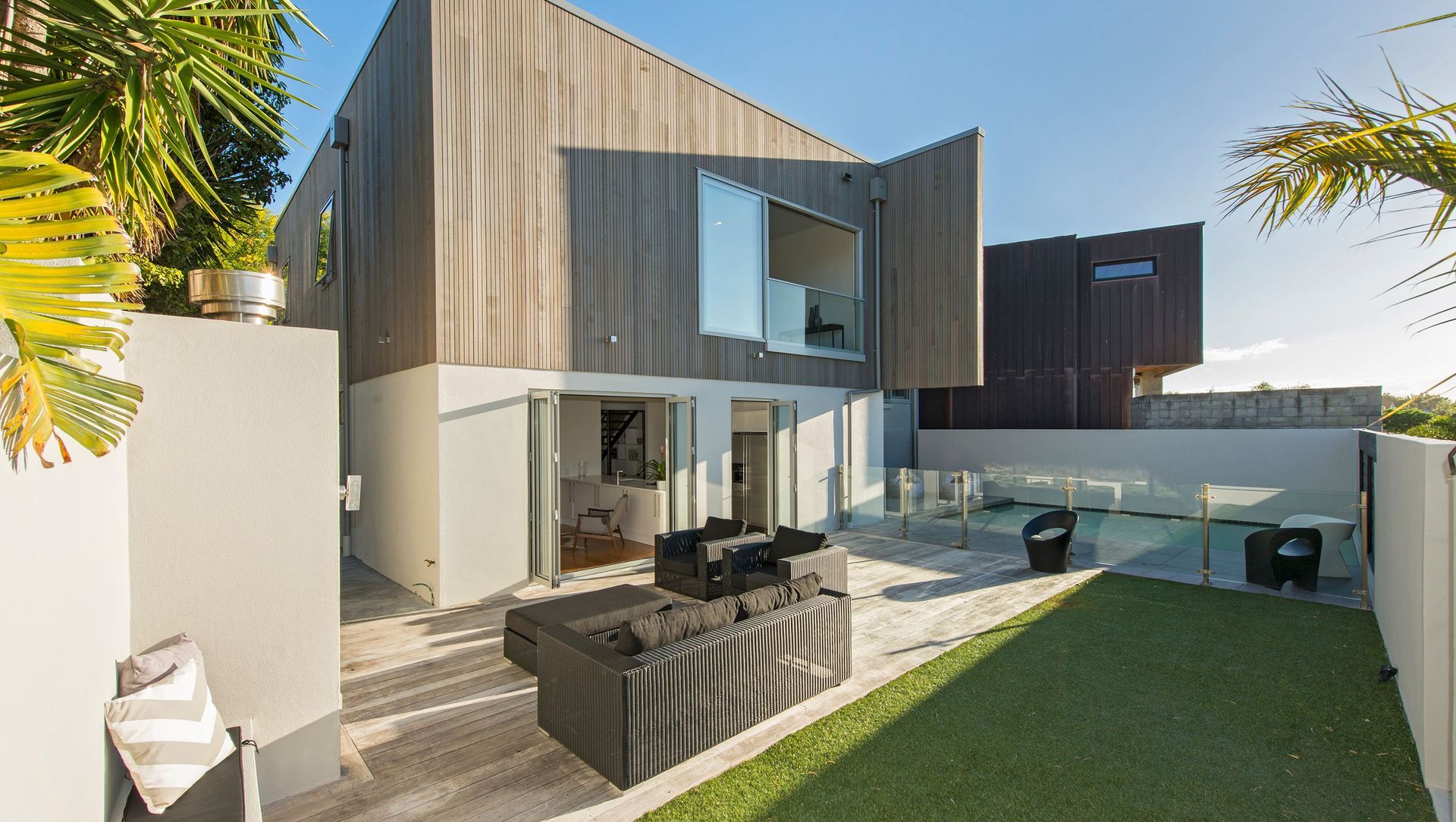 Wallace Street banner