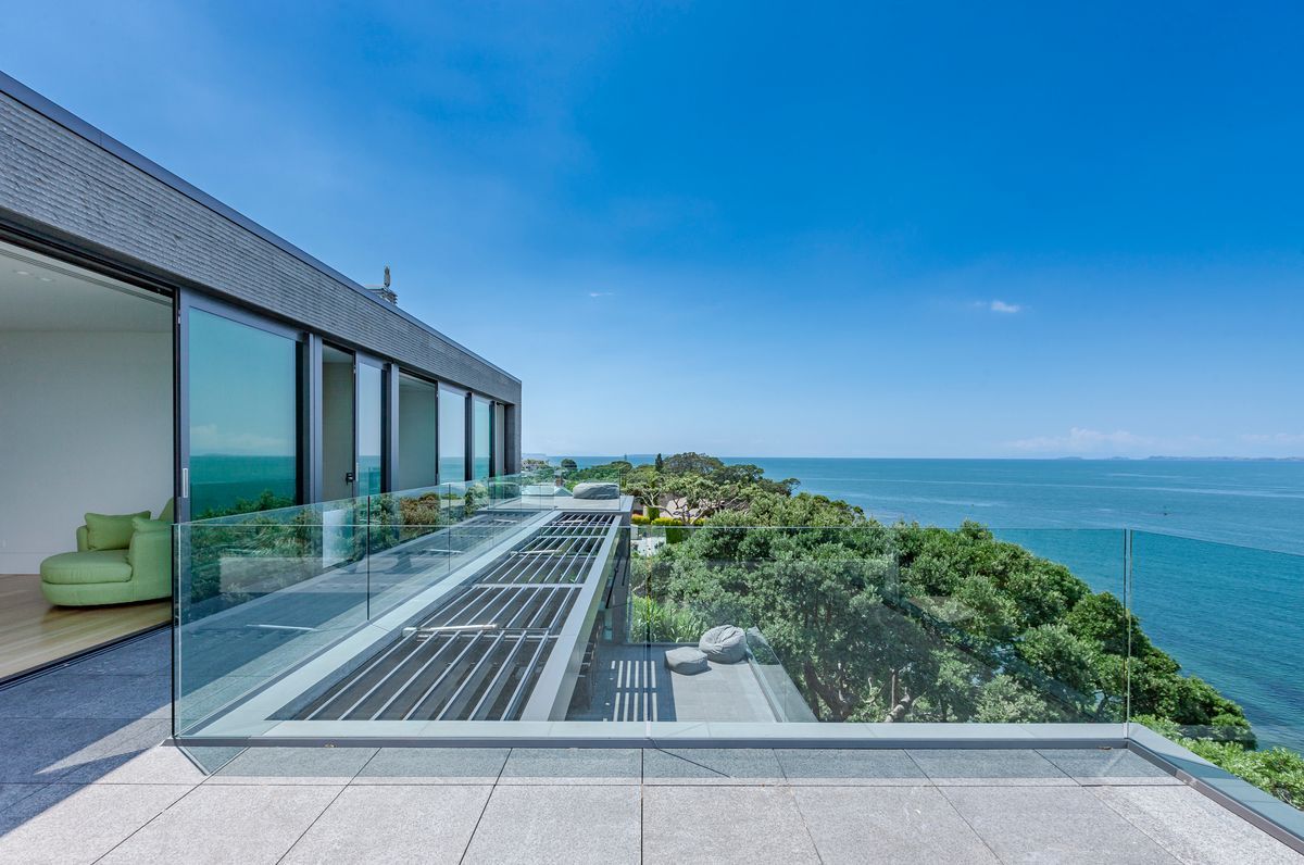 Castor Bay Home, Auckland