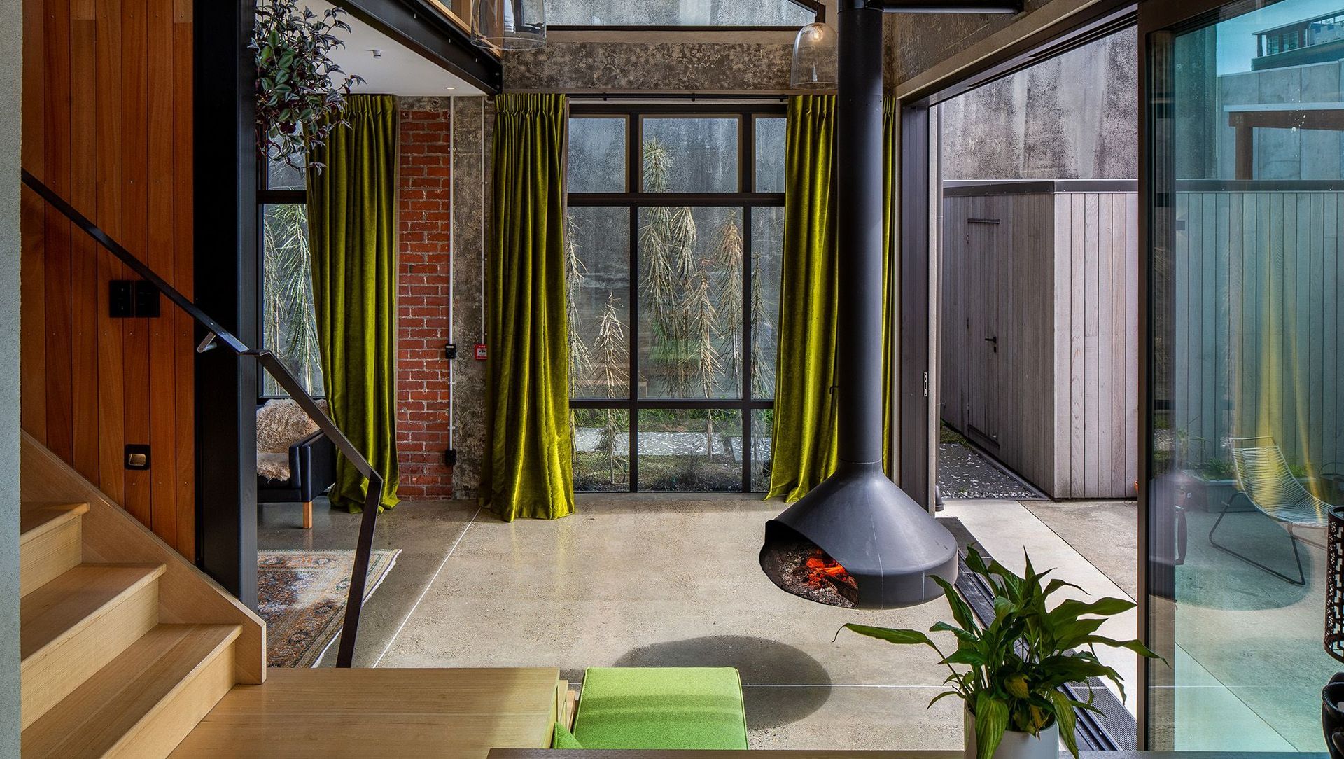 Carbonic Ice Apartment banner