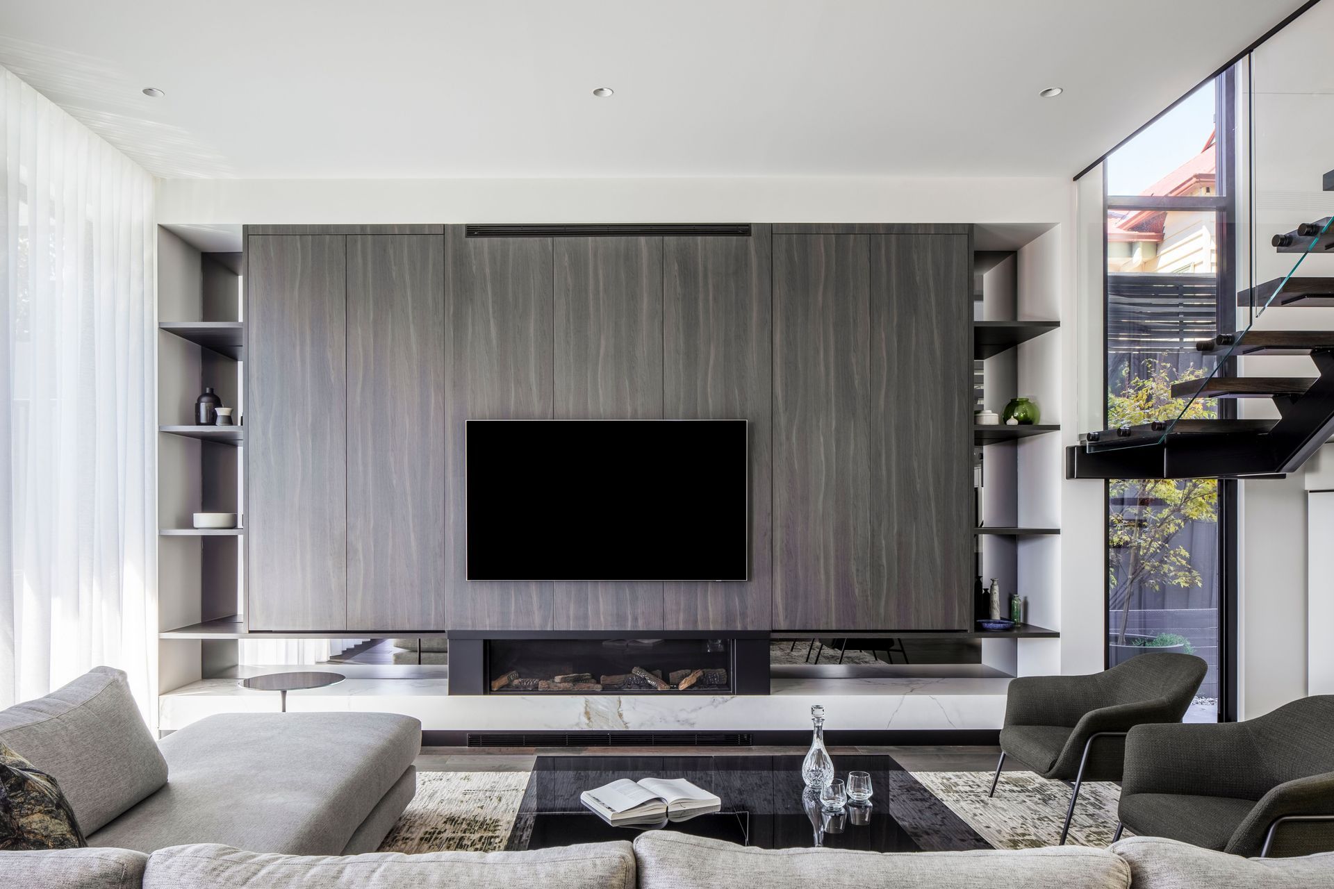 Hawthorn Road, Northcote