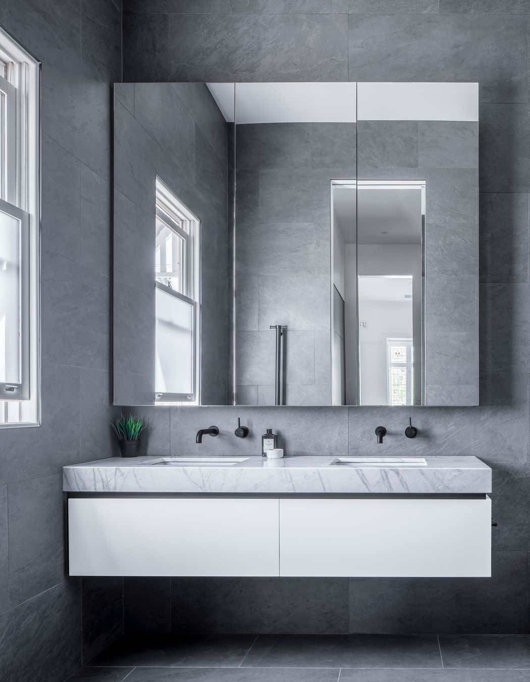 Hawthorn Road, Northcote