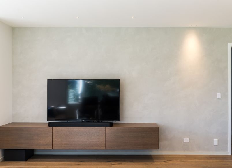 Elegance Unveiled - A Polished Plaster Feature Wall in Ilam