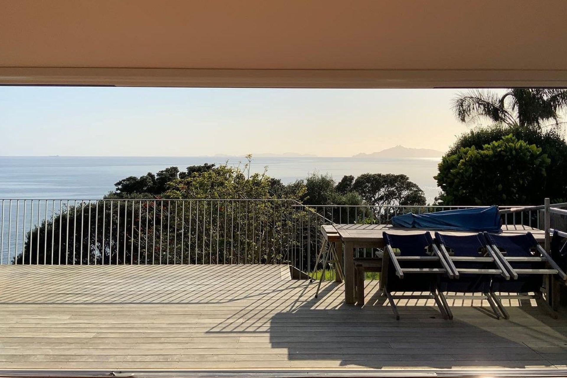 Cove Road, Lang's Beach