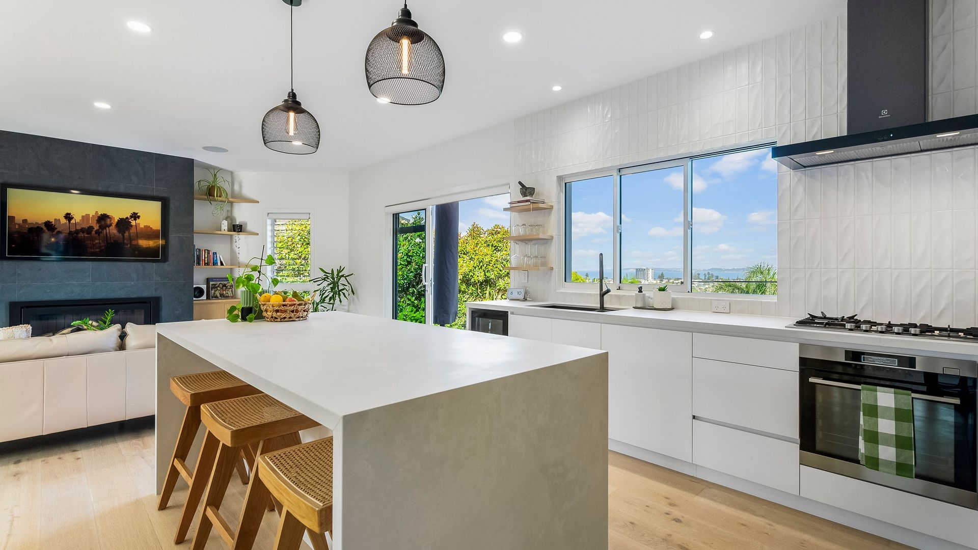 Fluid Interiors, North Auckland Beach Views video