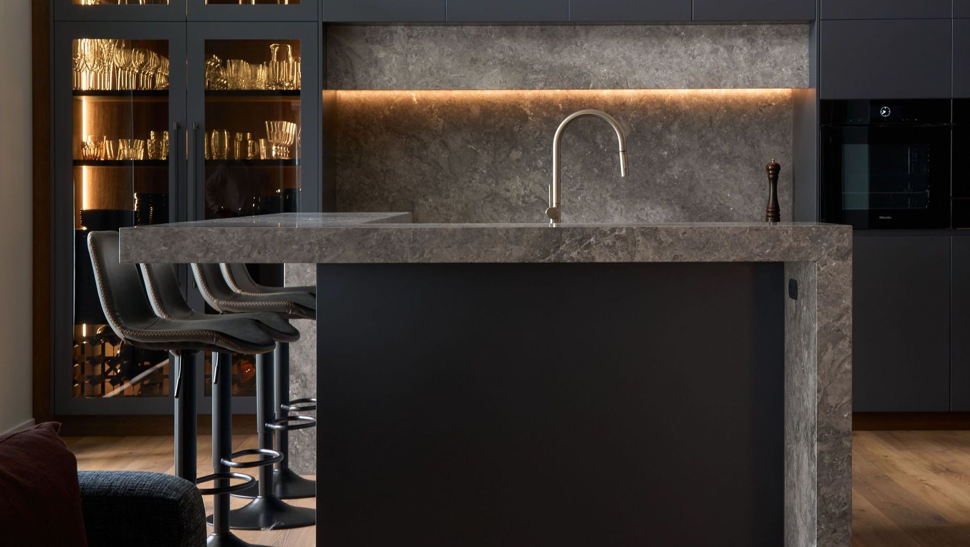 Kennedys Bush banner