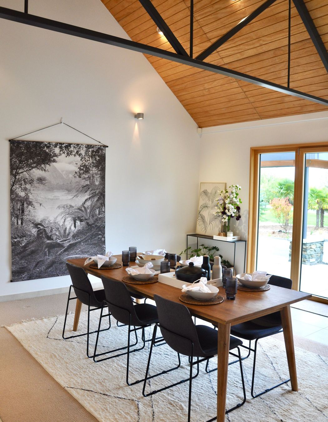 Home Staging, Colour Consult and Interior Design - Dry Hills Rise