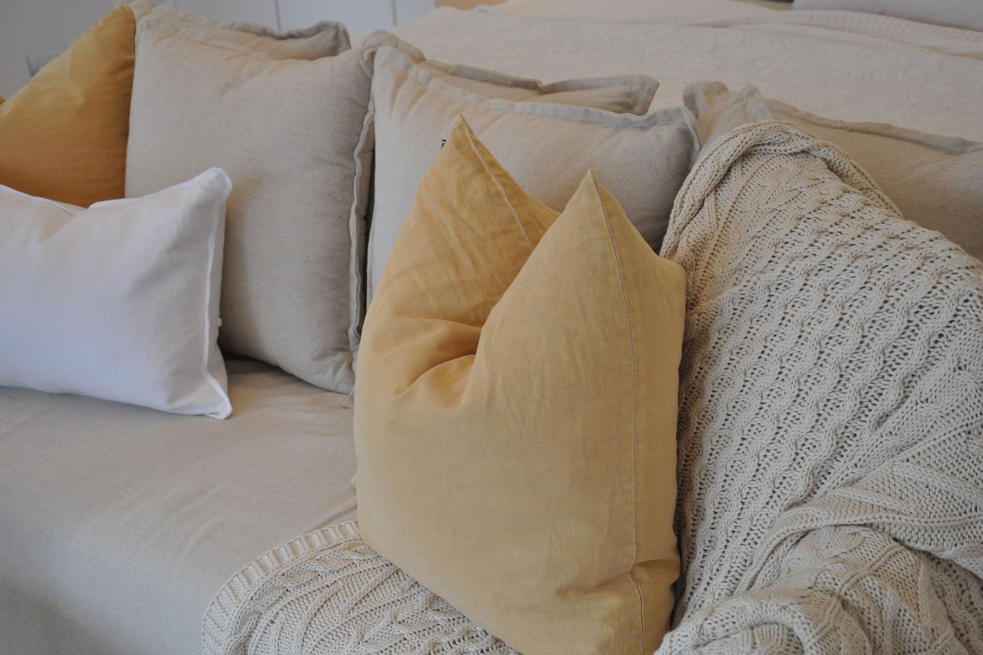 Home Staging, Colour Consult and Interior Design - Dry Hills Rise