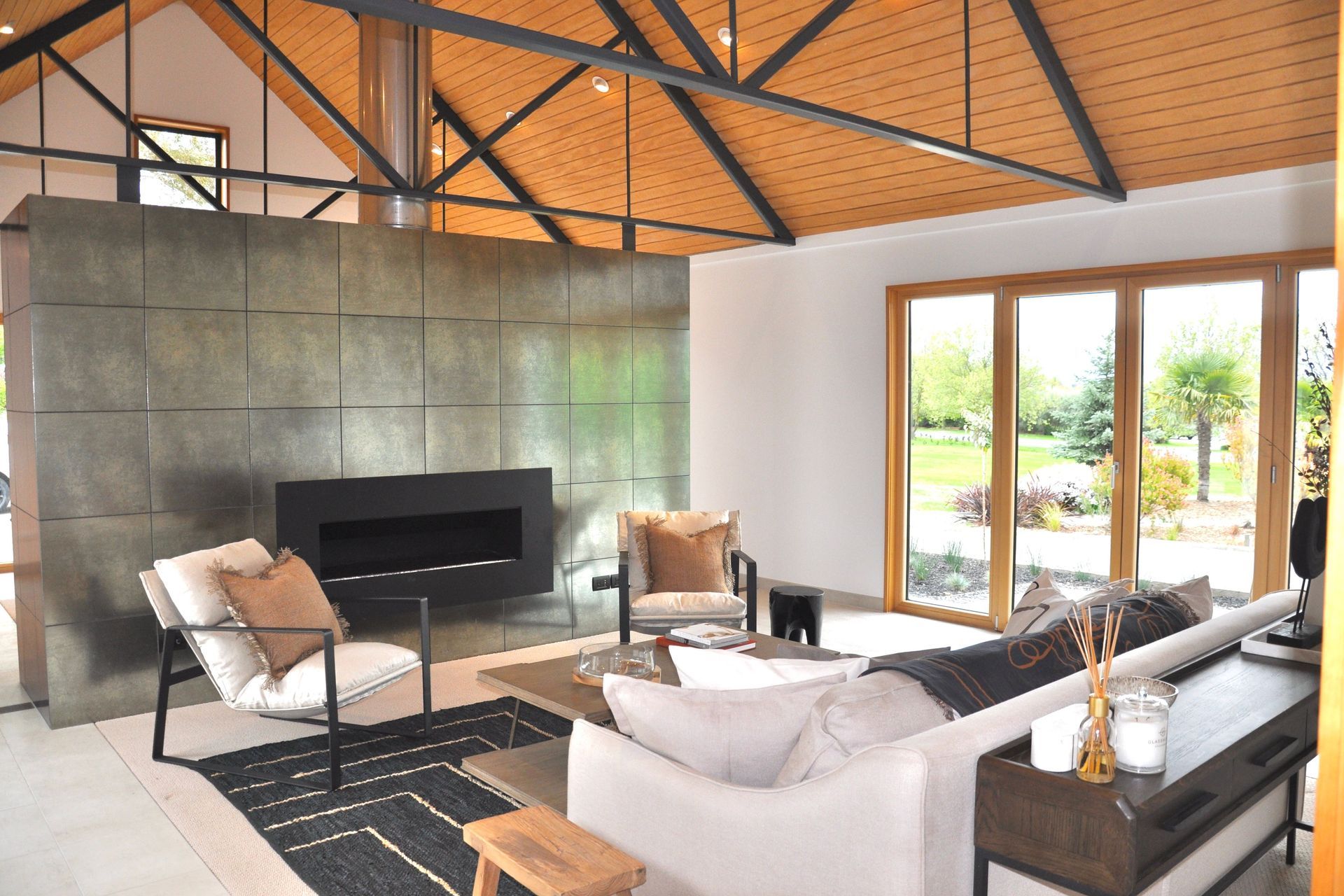 Home Staging, Colour Consult and Interior Design - Dry Hills Rise