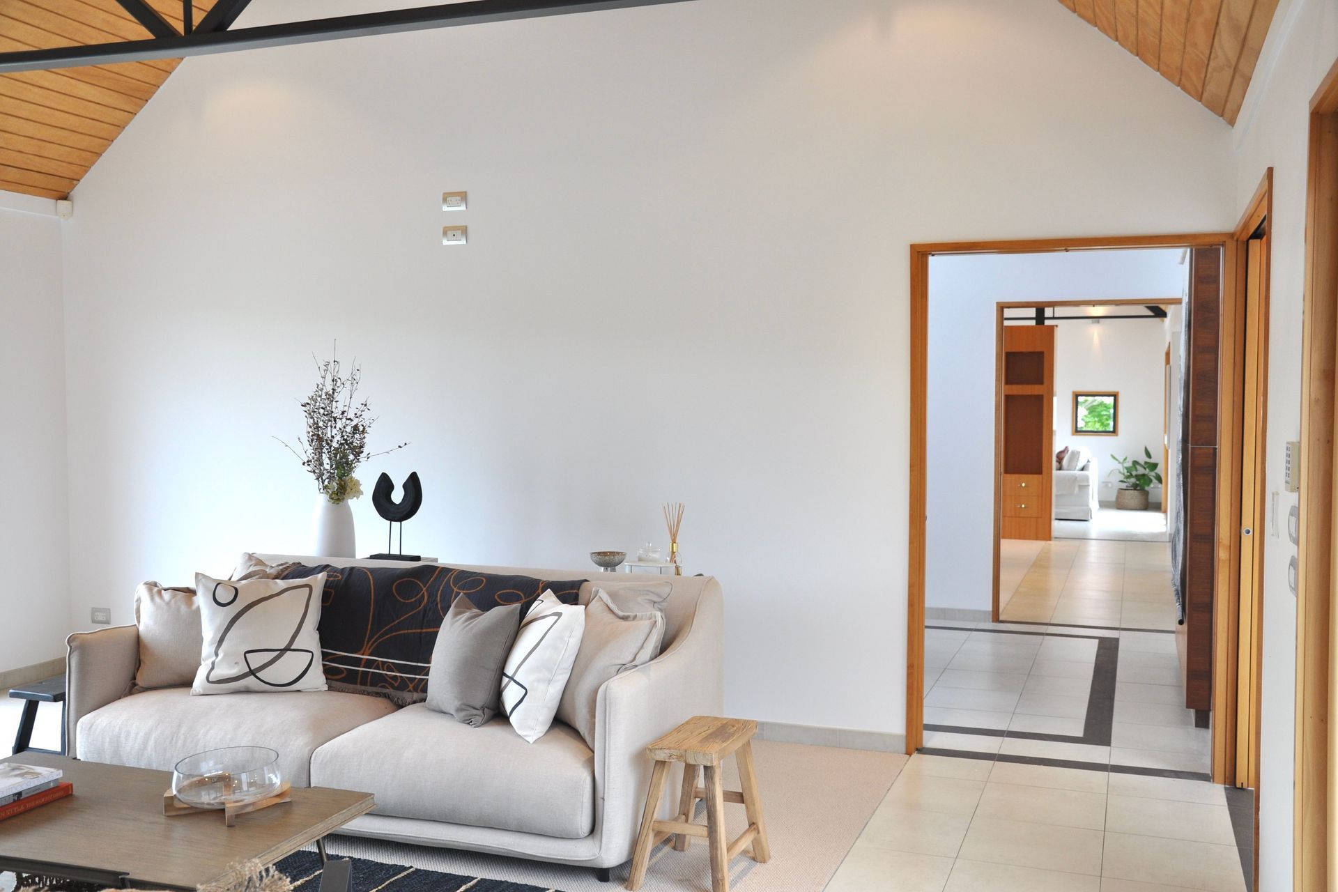 Home Staging, Colour Consult and Interior Design - Dry Hills Rise