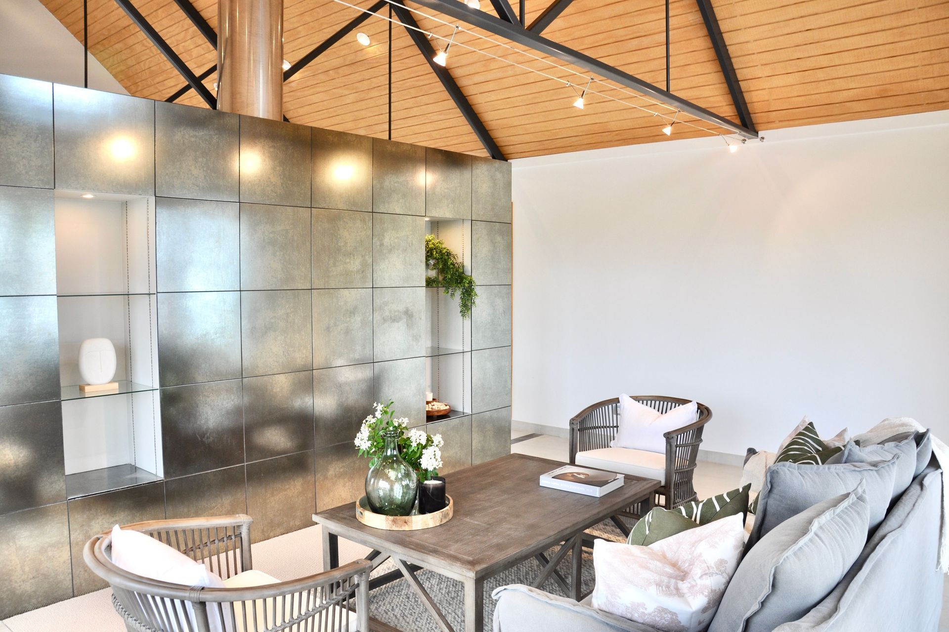 Home Staging, Colour Consult and Interior Design - Dry Hills Rise