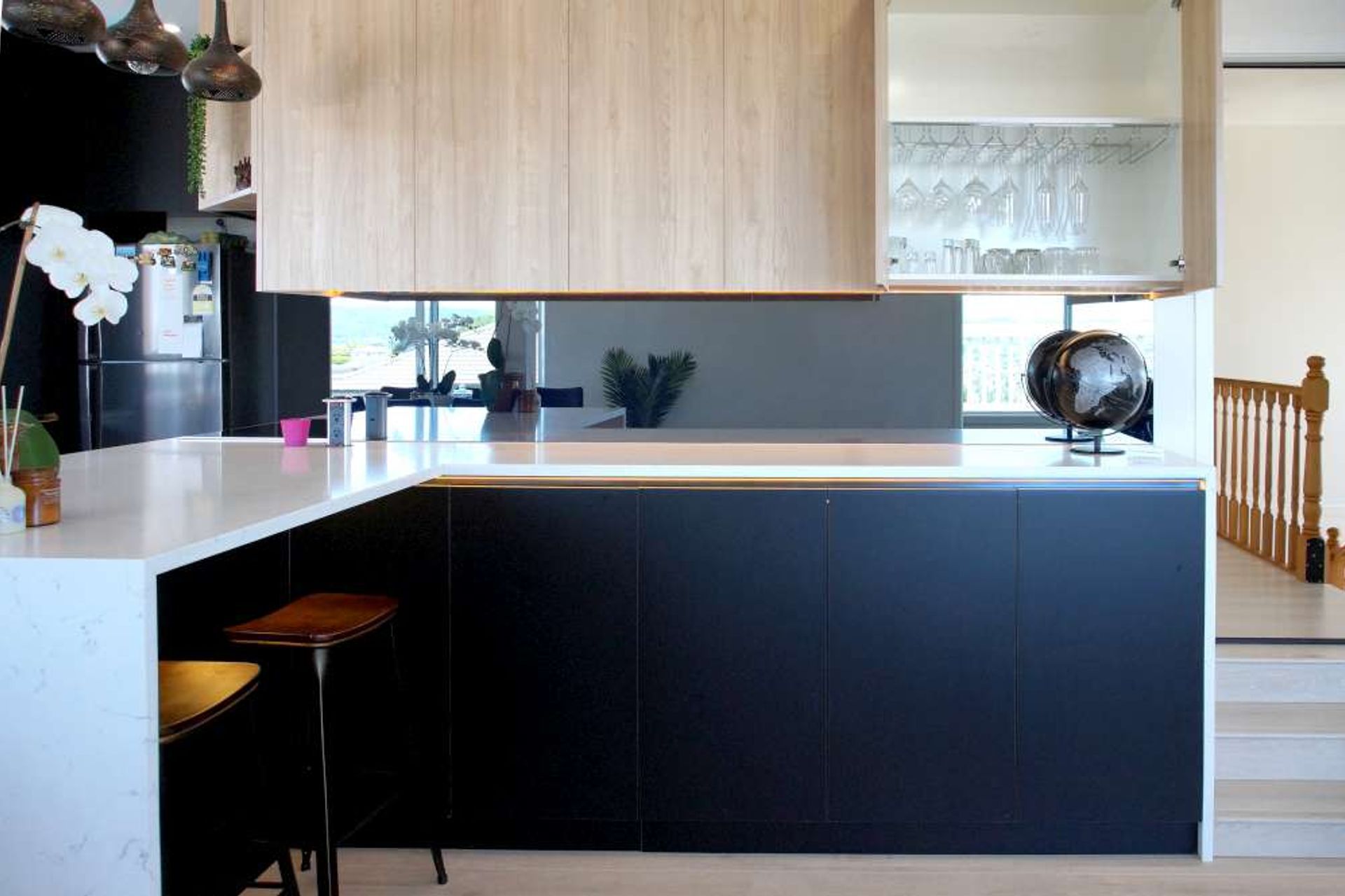 Entertainers Dream
Kitchen &amp; Bar
