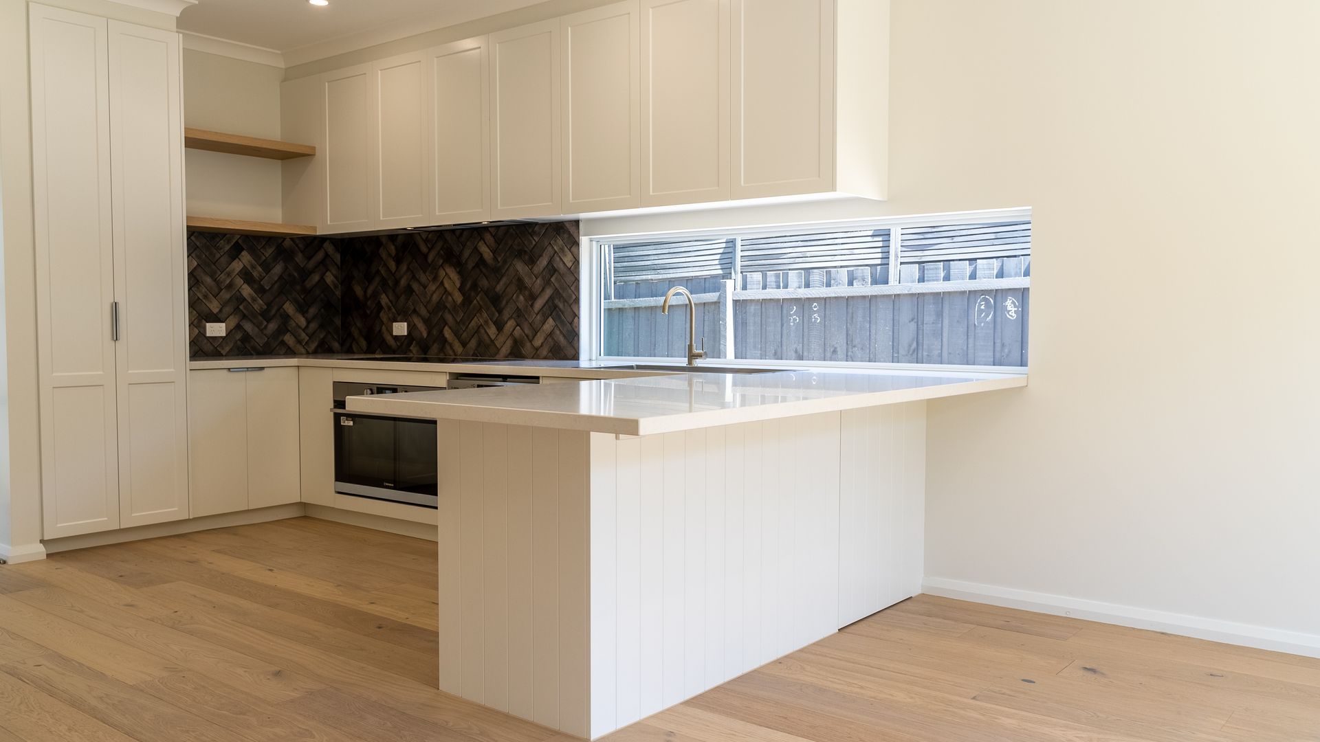 Gowrie Avenue - Knstruct video