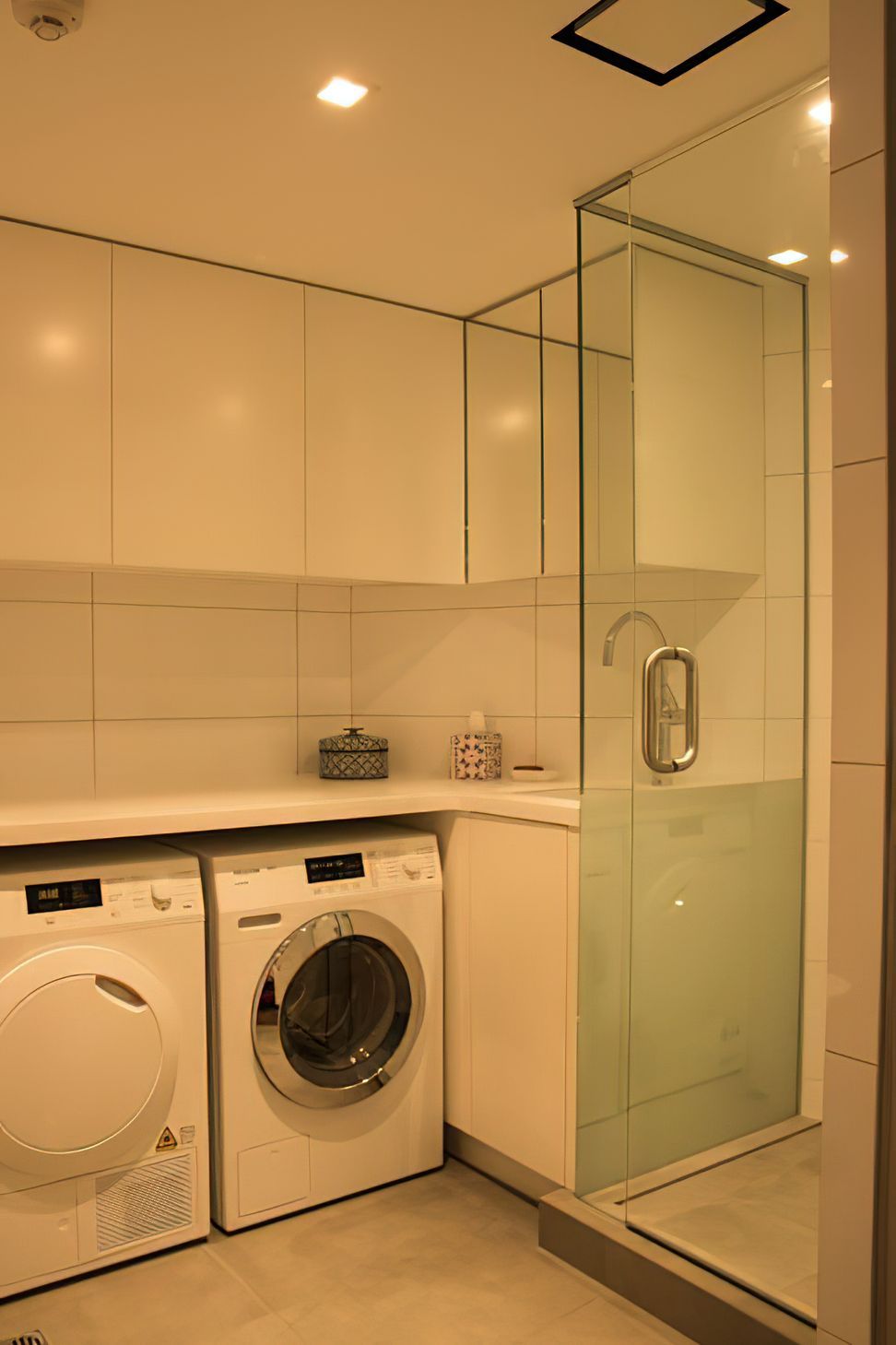 Domain Apartment