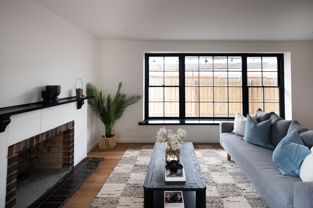 Altona Meadows Home