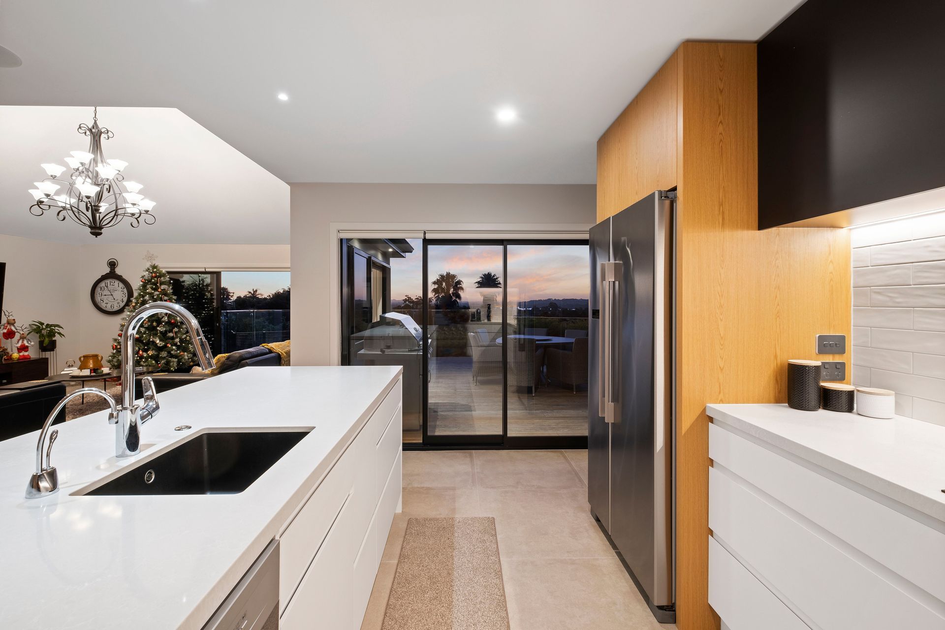 Wainoni Heights