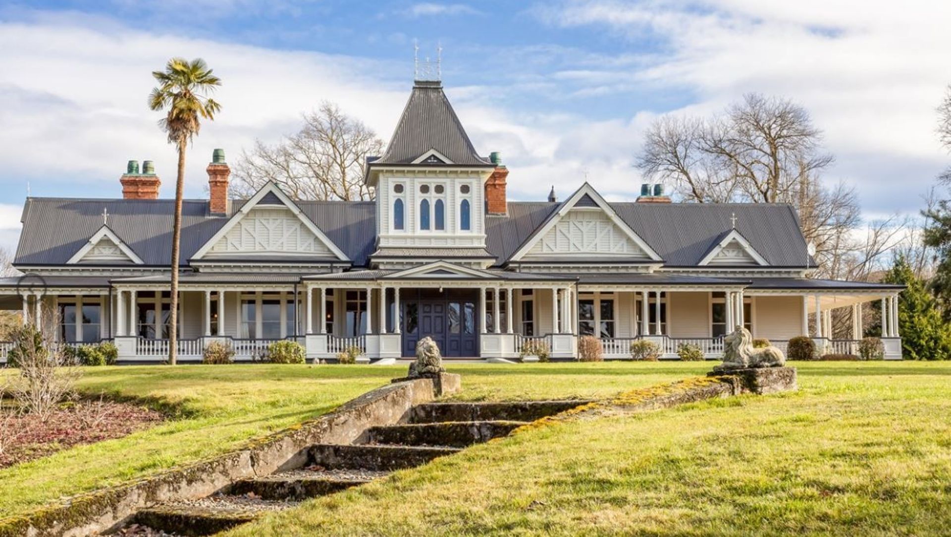 Inovo/AJ Scott - Rutherford Homestead, Leslie Hills banner