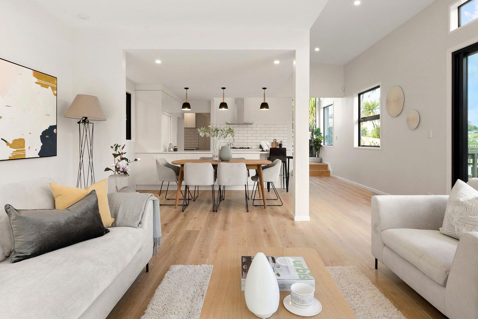 Apirana Ave, Glen Innes