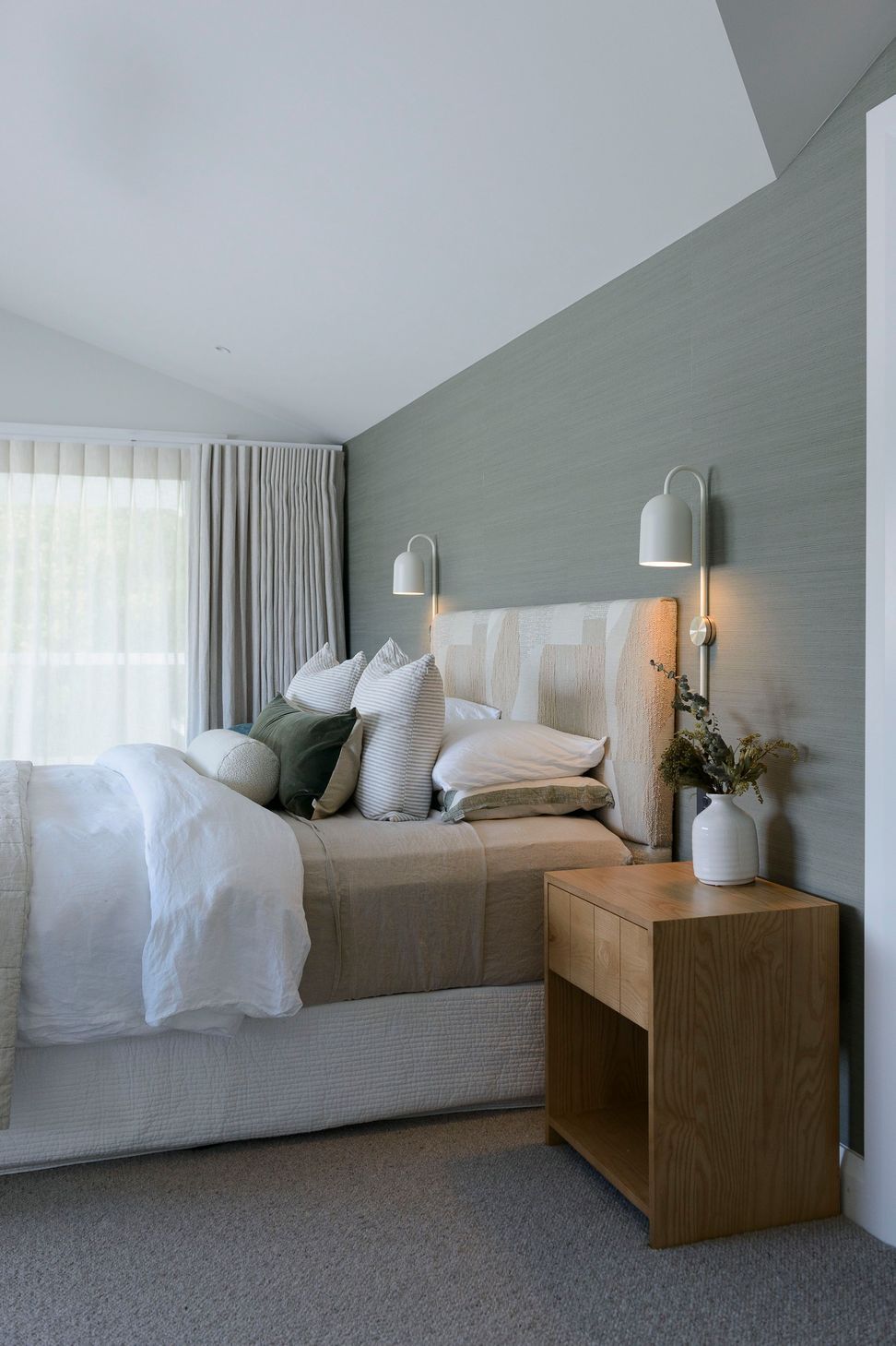Hello-Saturday-New-Beginnings-Bungalow-Renovation-16-v2.jpg