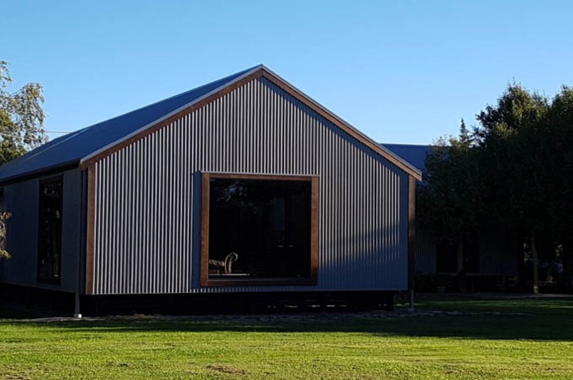 Hunting Guides House