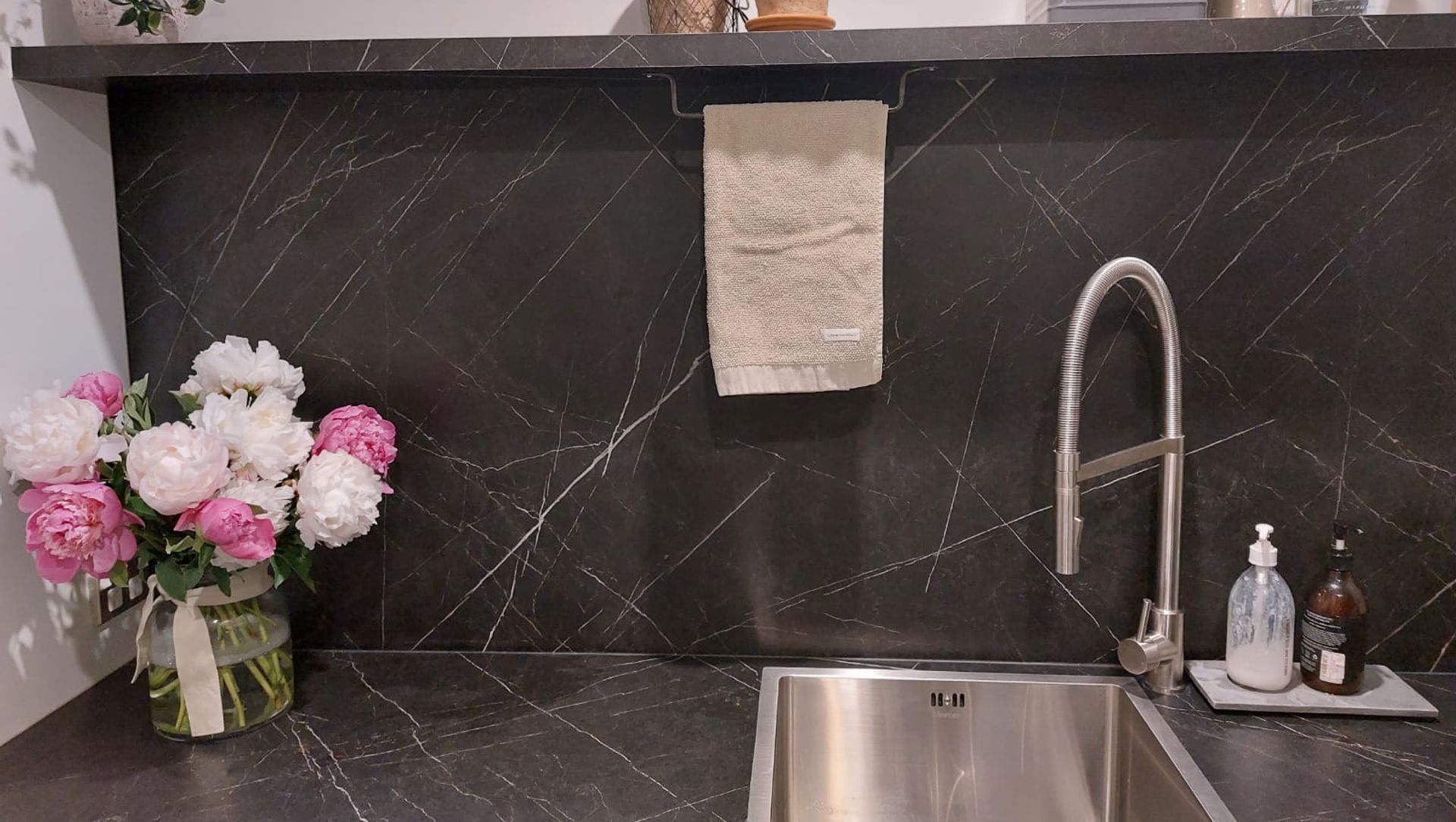 New Build Amongst the Vines banner