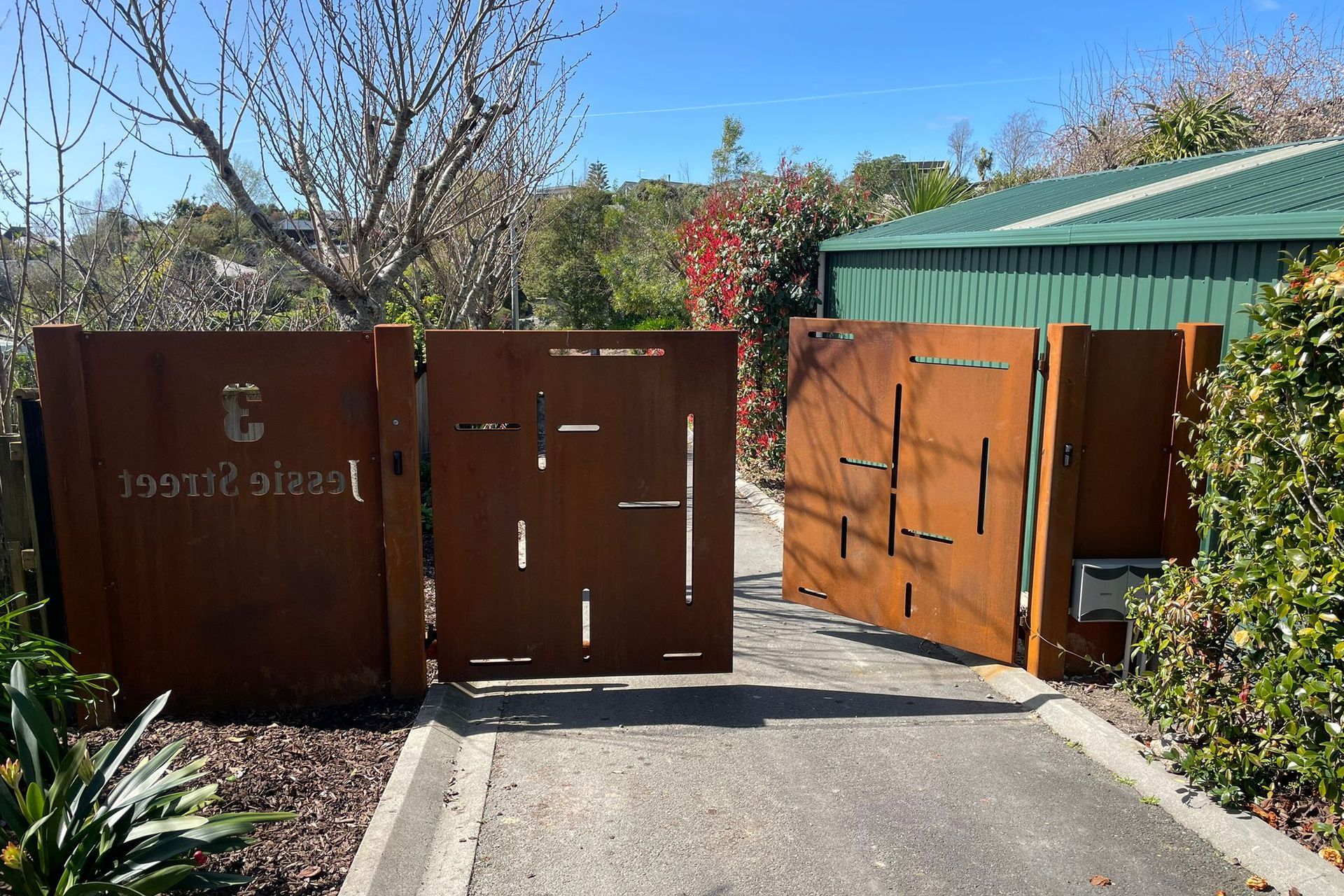 Mapua Corten Steel Gate