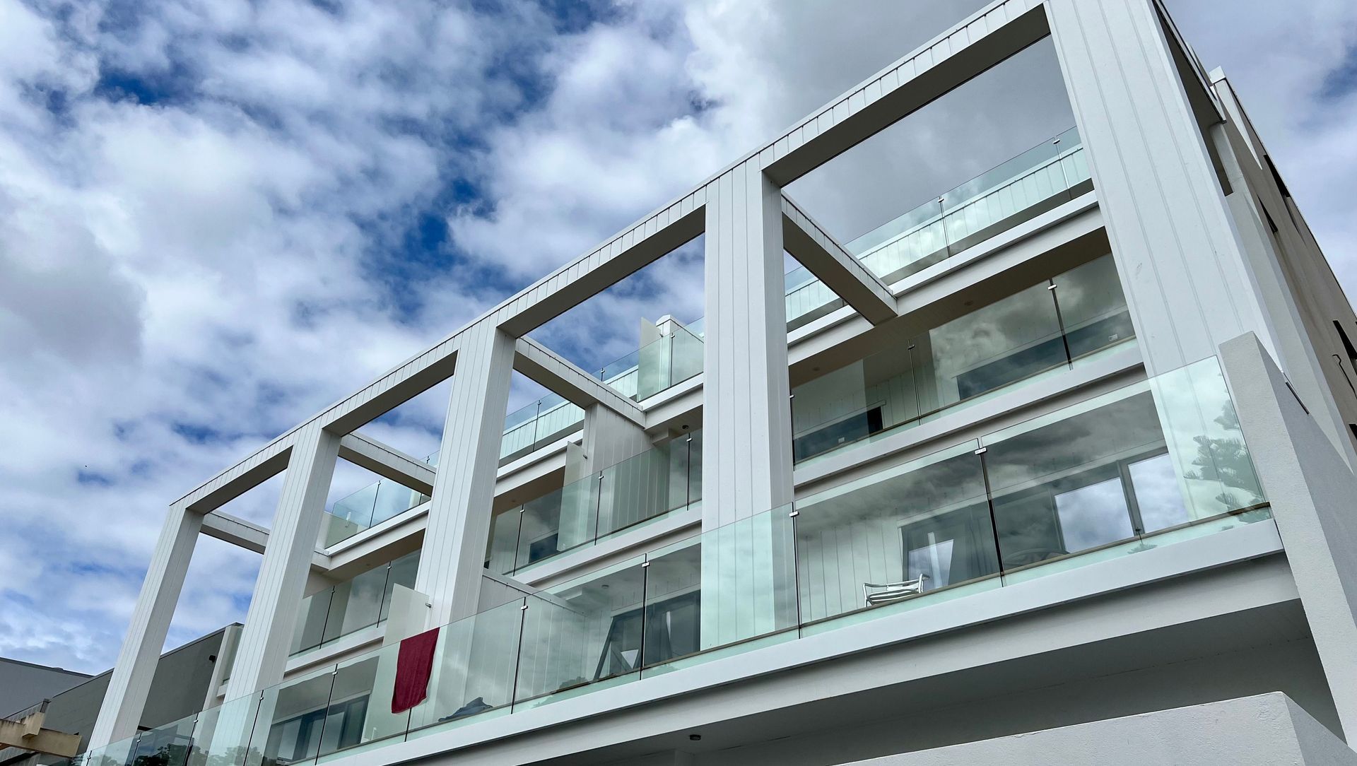 Browns Bay Apartments banner