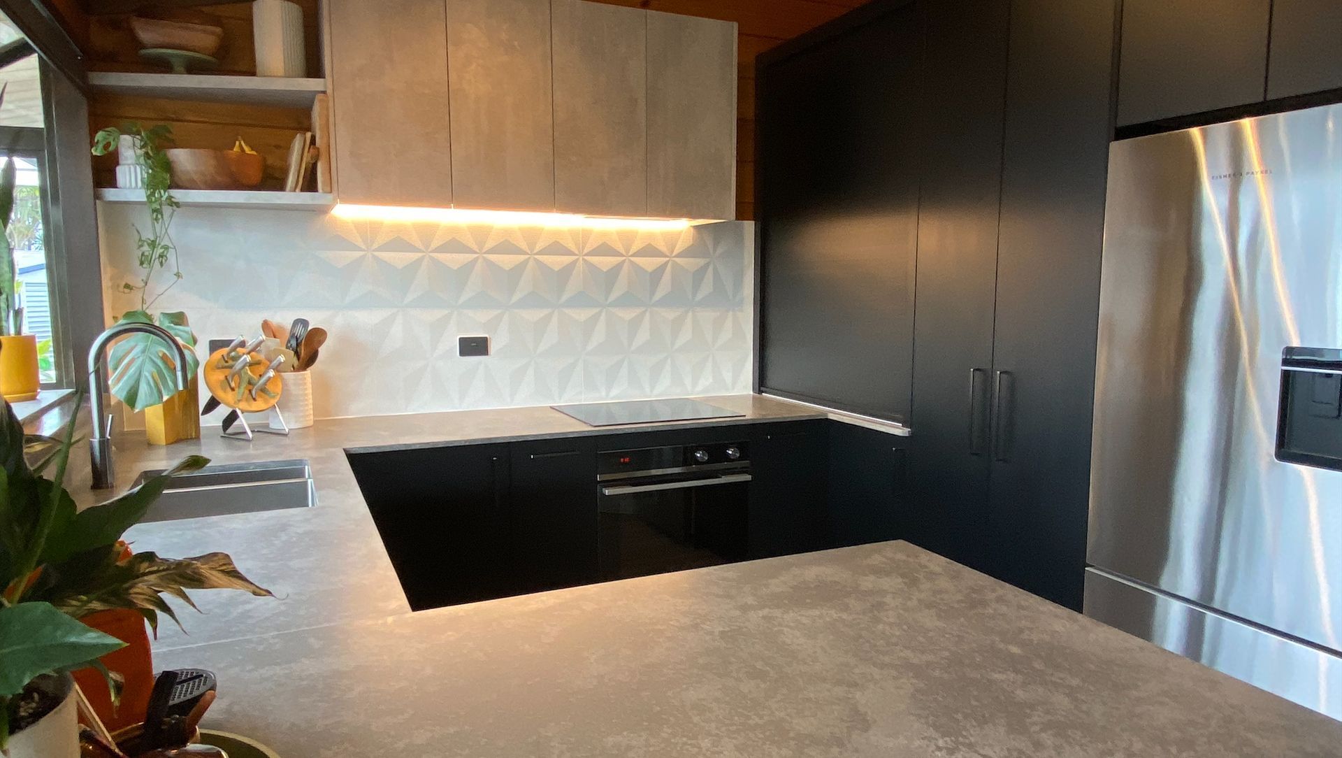 Lockwood Lust banner