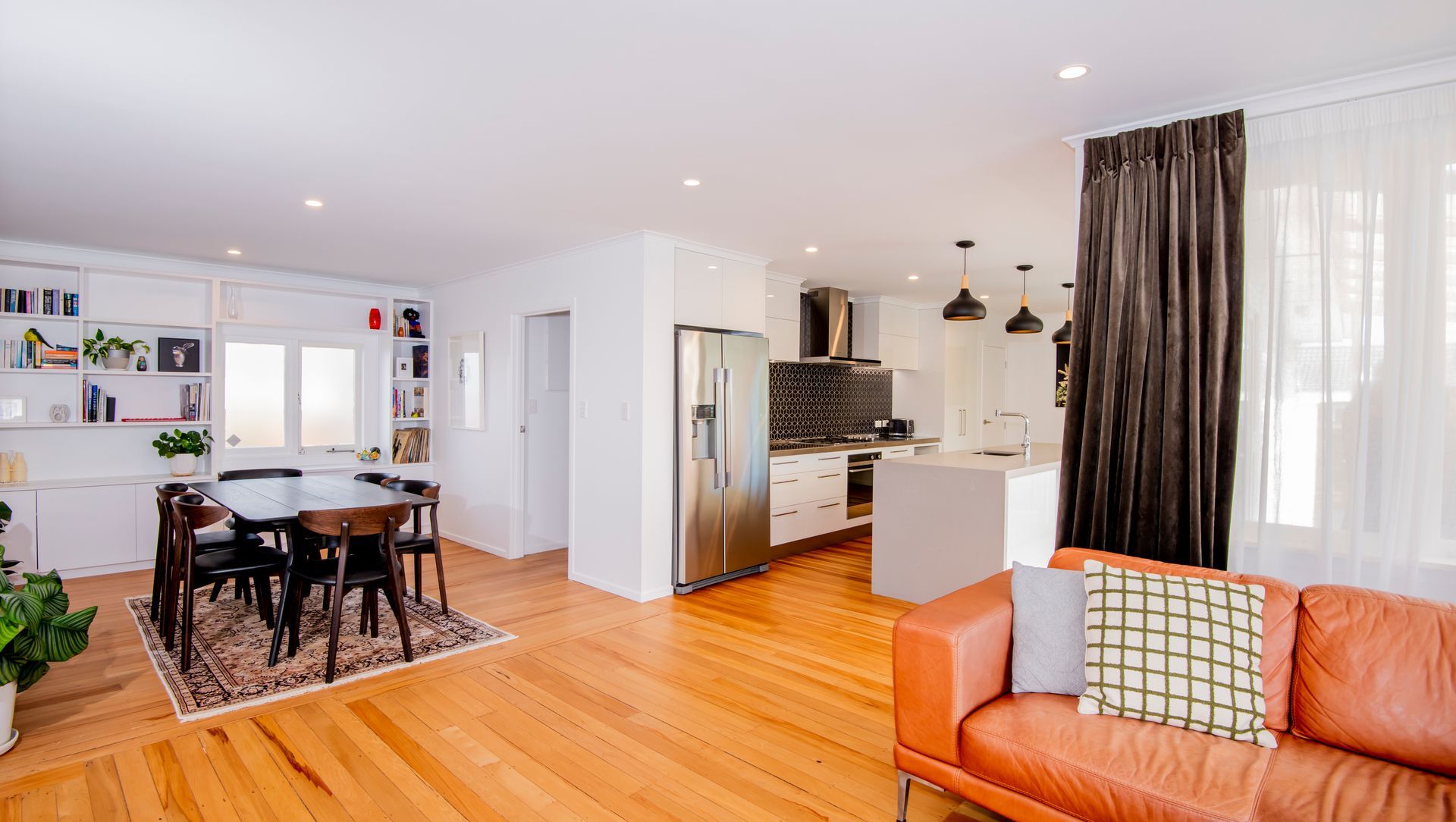 Charming Bungalow Renovation, Glen Eden, Auckland banner