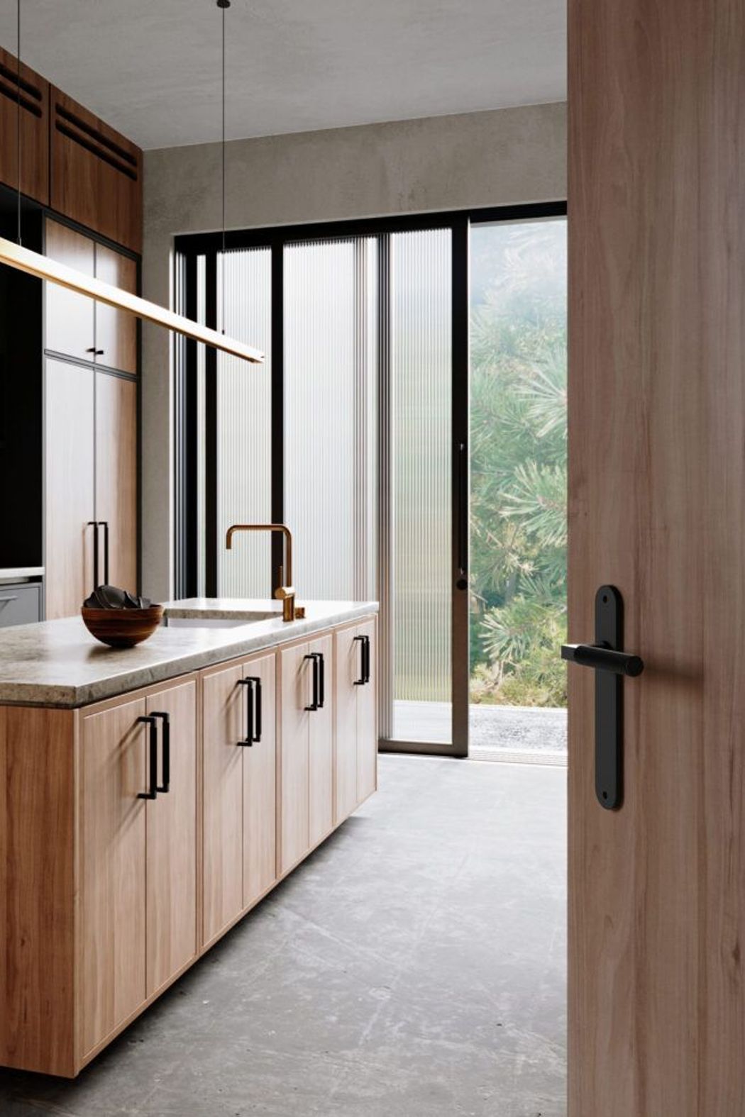 Iver-Brunswick-lever-cabinet-pull-door-pull-matt-black5-scaled-e1687696073158-960x981.jpeg