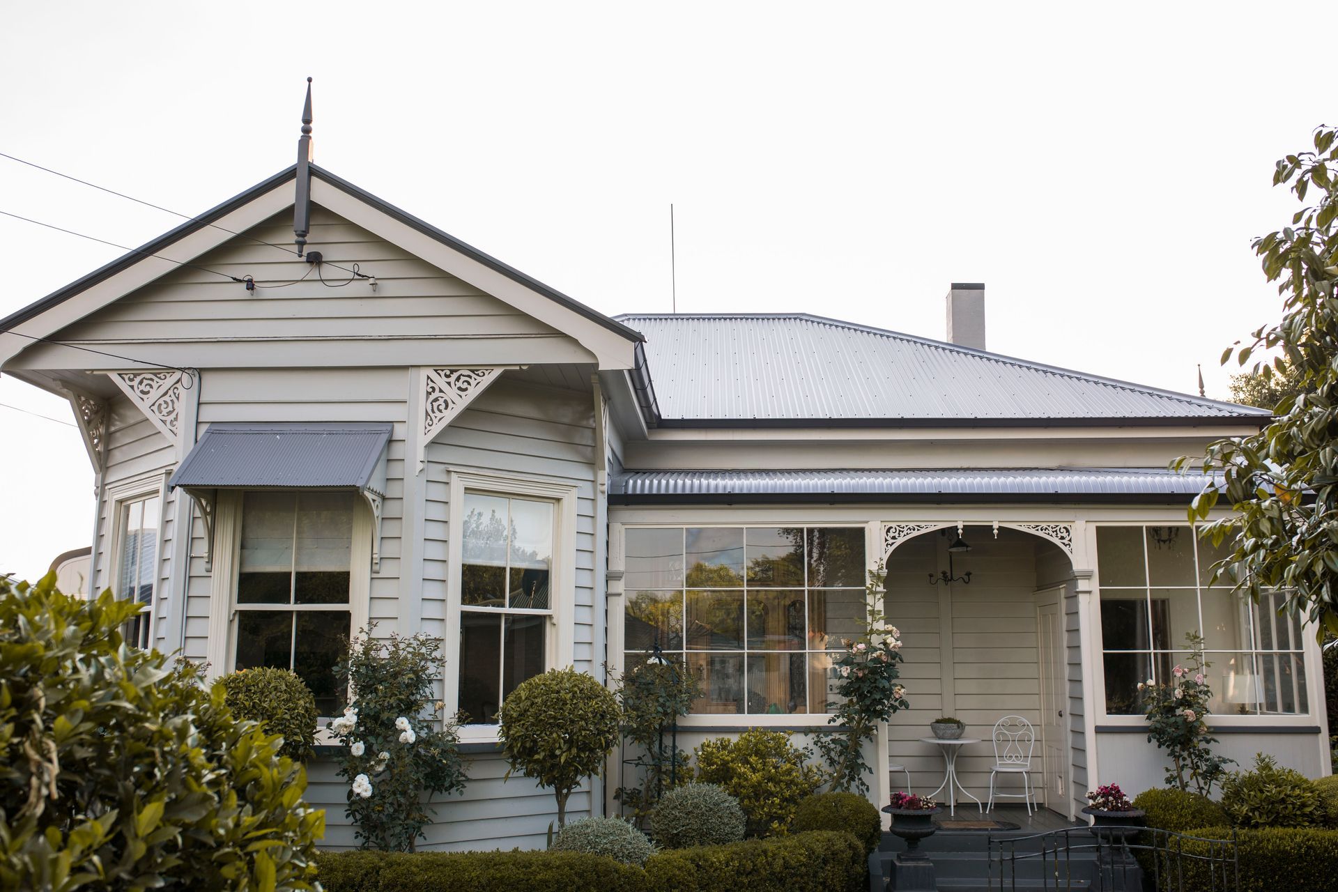 Villa Re-Roof, Hamilton