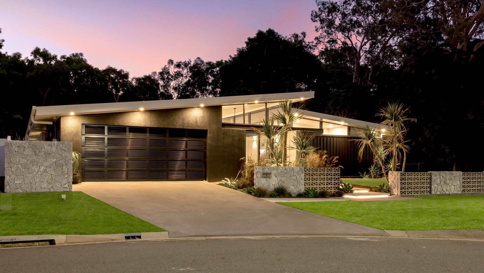 Night Sky Louvre | Cairns banner