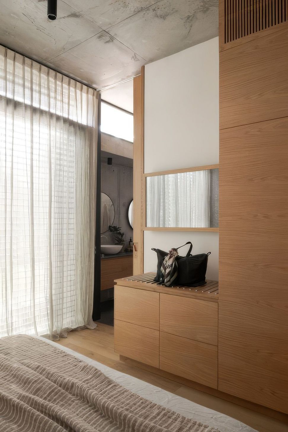 Lantern-House-Bed-and-Ensuite-511x767-upscaled-by-Replicate.jpg