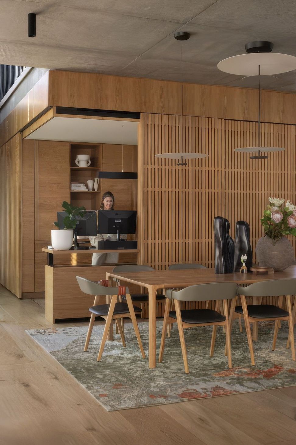 Lantern-House-Dining-Office-511x767-upscaled-by-Replicate.jpg