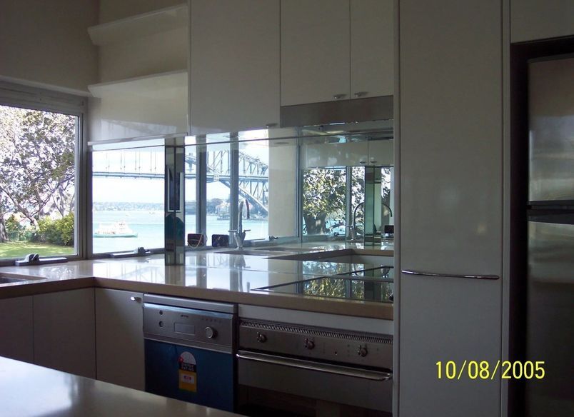 MCMAHONS POINTS, Blues Point Tower