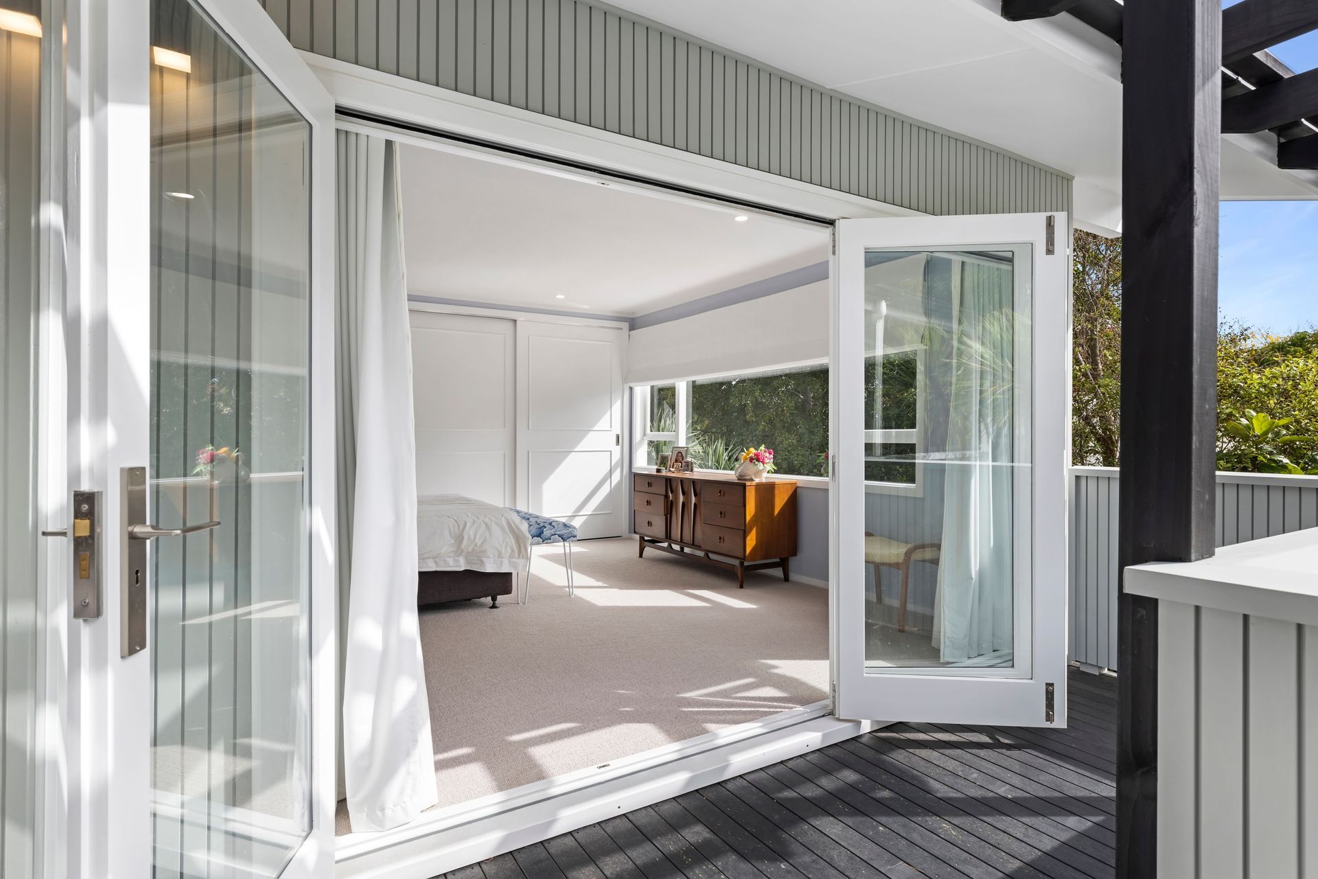 Stoneyroyd Gardens, Remuera