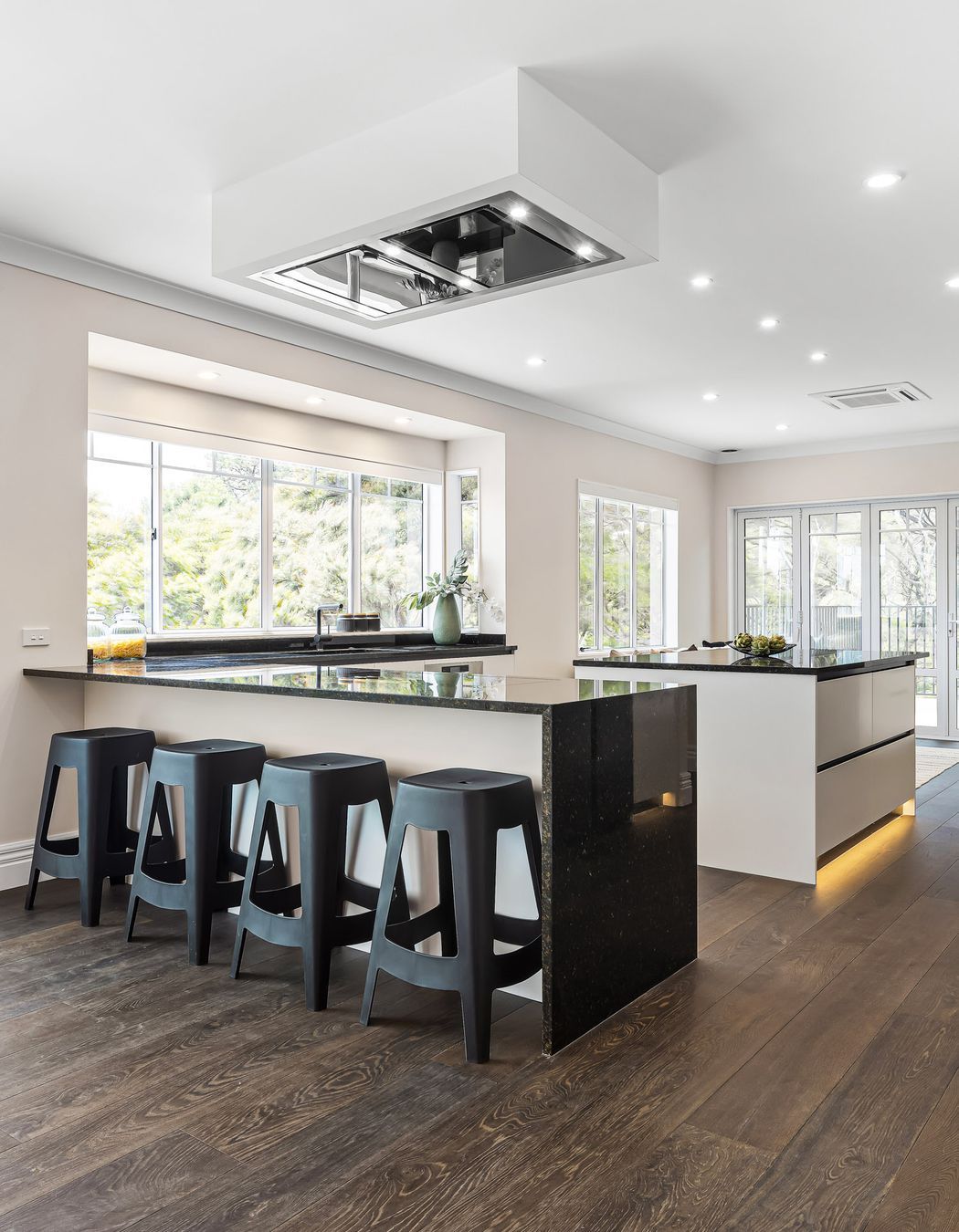 NZ Kitchens &amp; Bathroom Quarterly vol 29