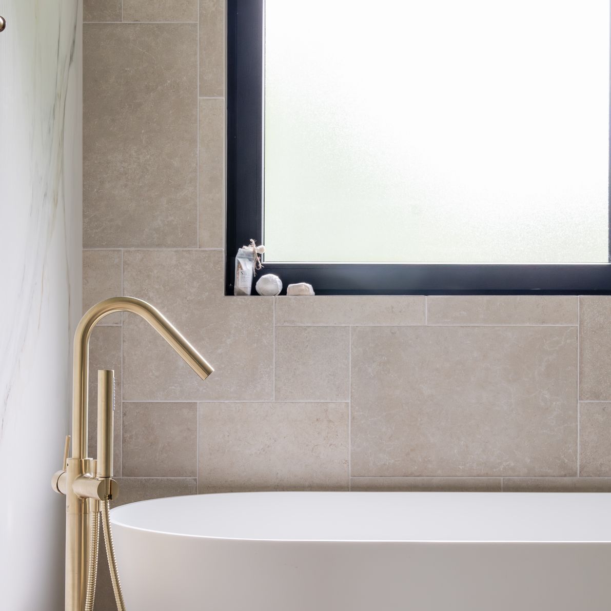 Master-Bathroom-12-ap-compressed.jpg